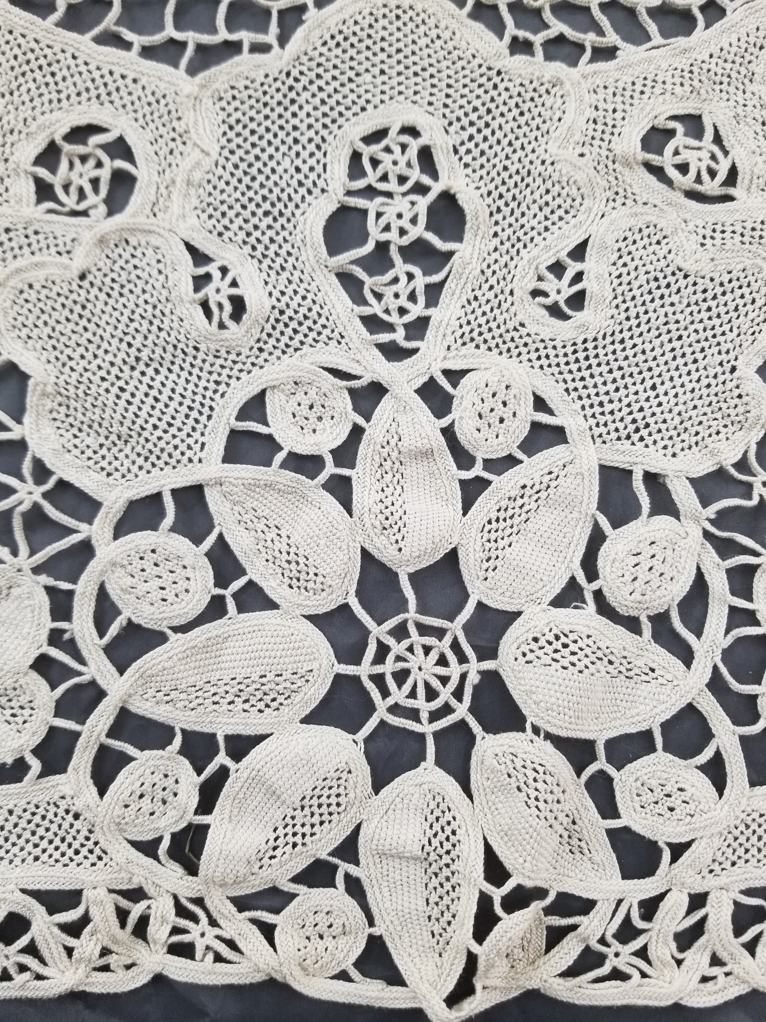 Vintage Italian Point De Venice Needle Lace Tablecloth 193x150cm