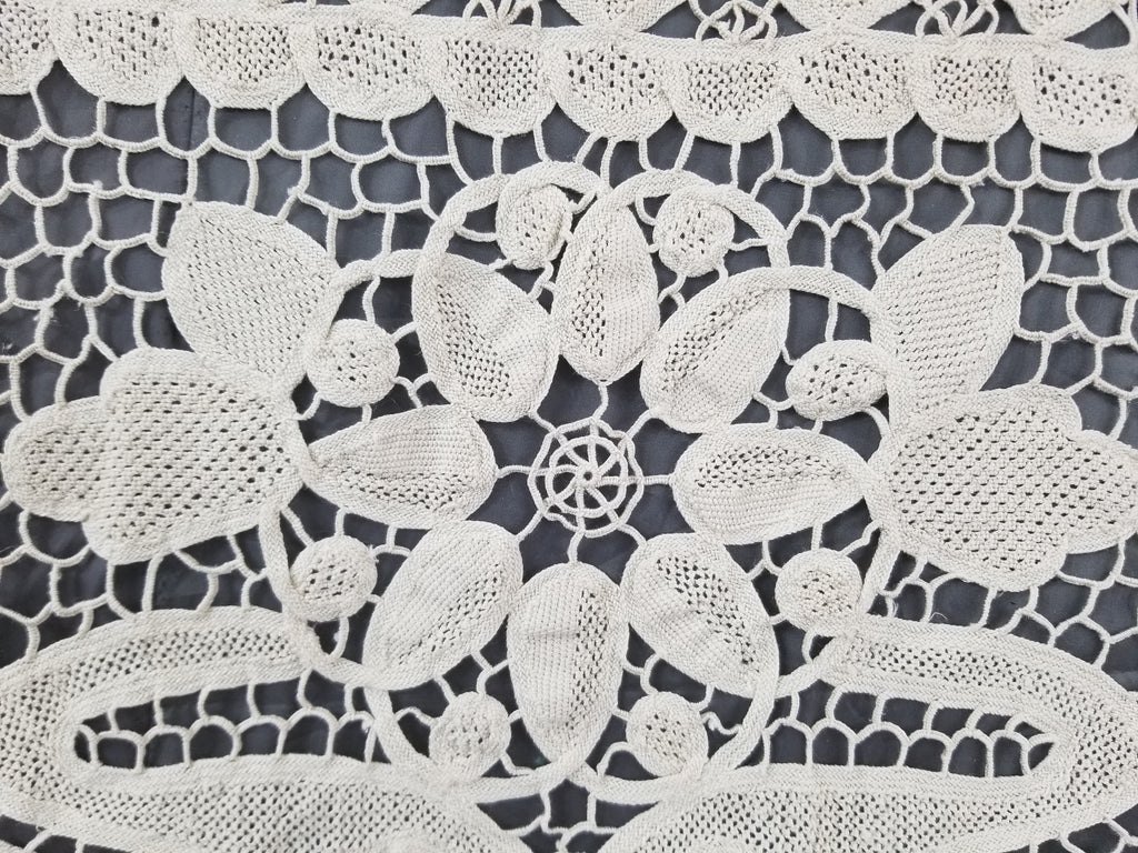 Vintage Italian Point De Venice Needle Lace Tablecloth 193x150cm