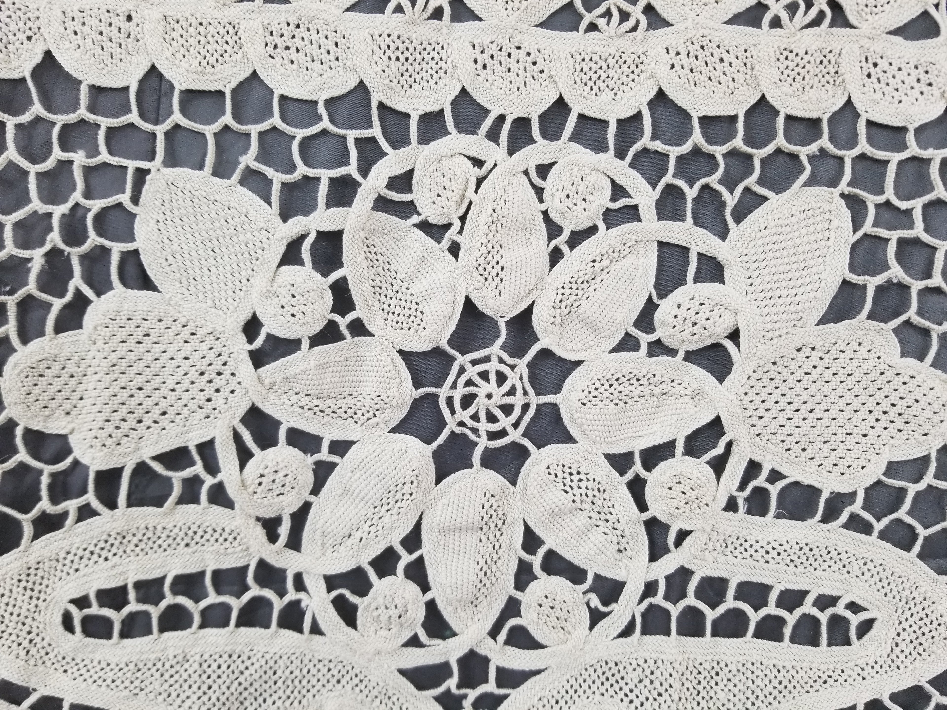 Vintage Italian Point De Venice Needle Lace Tablecloth 193x150cm