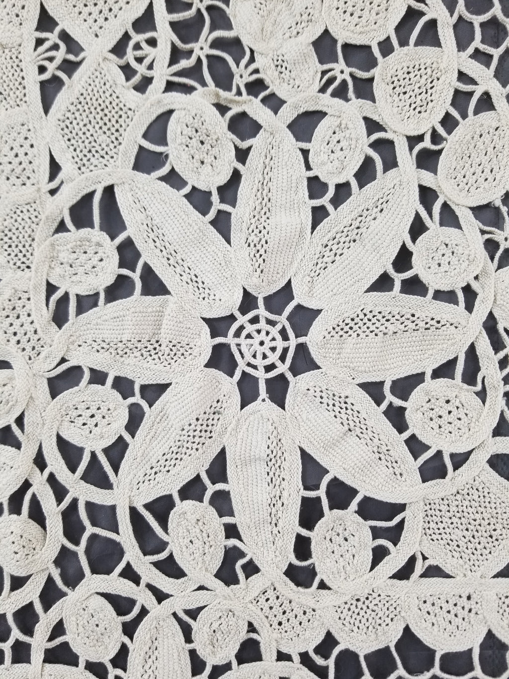 Vintage Italian Point De Venice Needle Lace Tablecloth 193x150cm