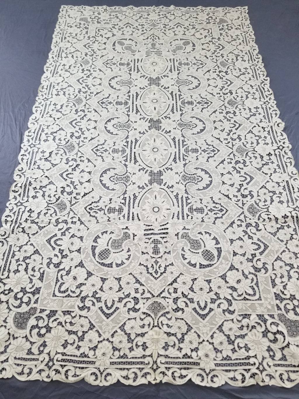 Vintage Madeira Hand Embroidered Cut Work Tablecloth 295x166cm