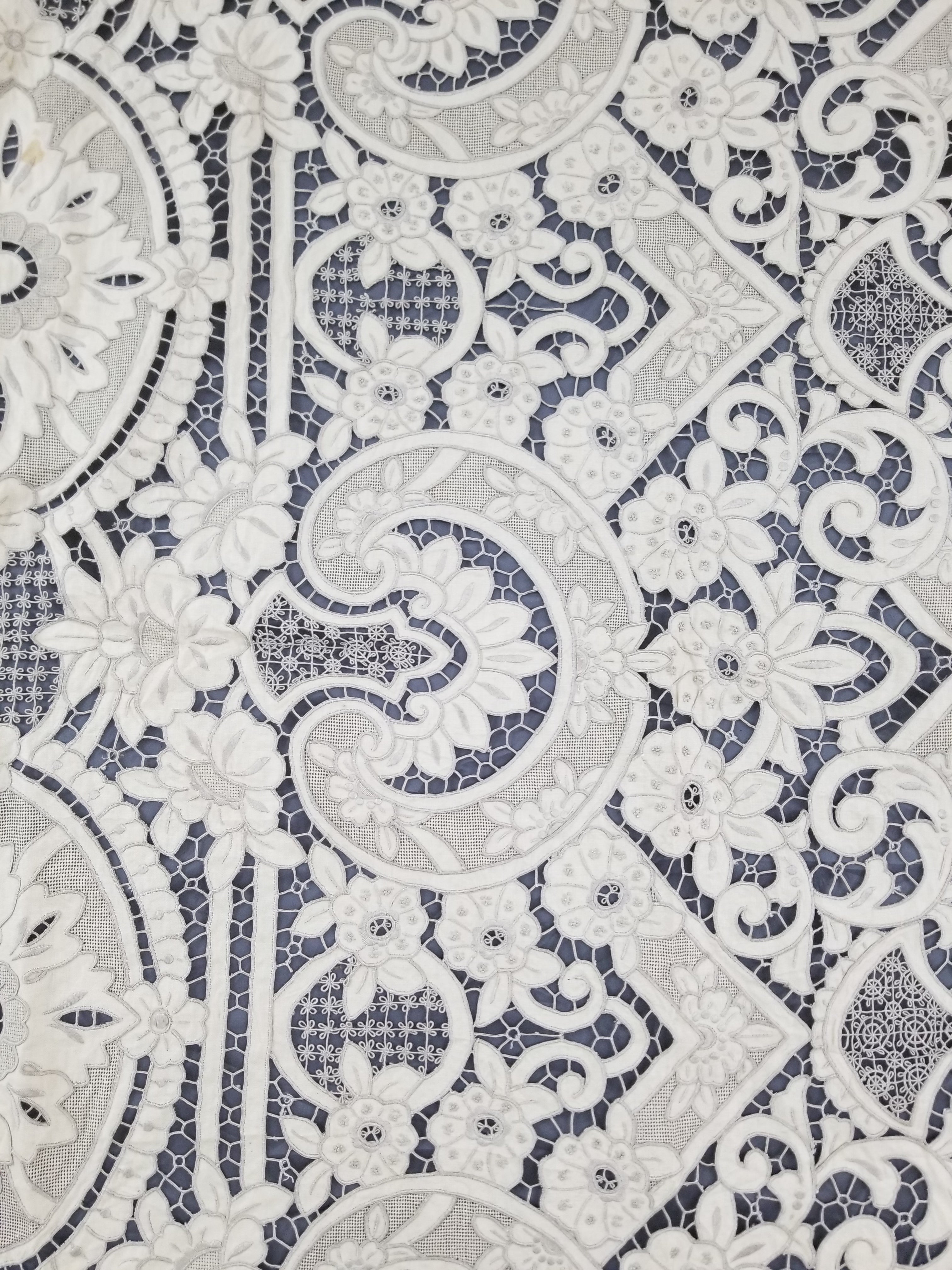 Vintage Madeira Hand Embroidered Cut Work Tablecloth 295x166cm