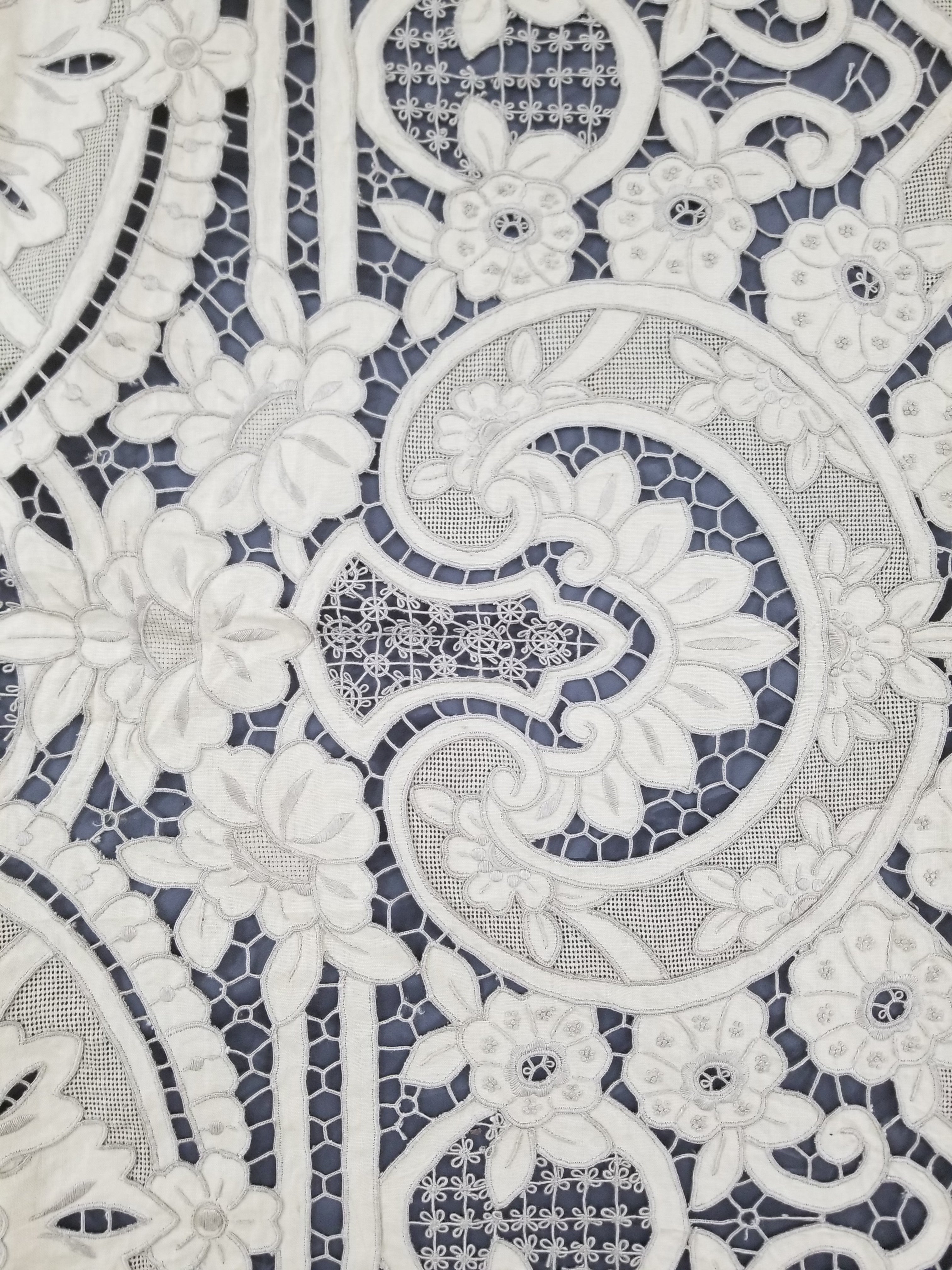 Vintage Madeira Hand Embroidered Cut Work Tablecloth 295x166cm