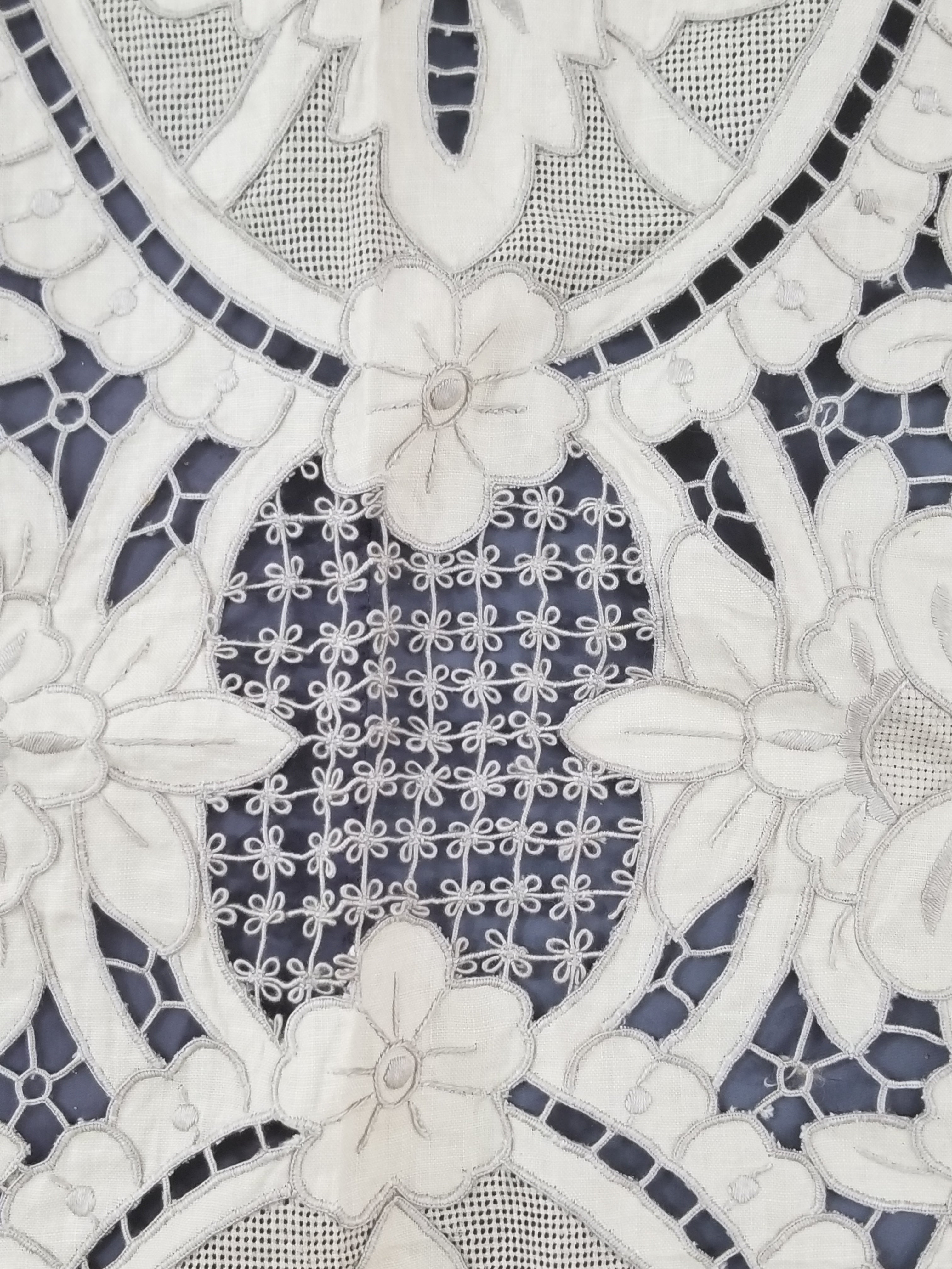 Vintage Madeira Hand Embroidered Cut Work Tablecloth 295x166cm