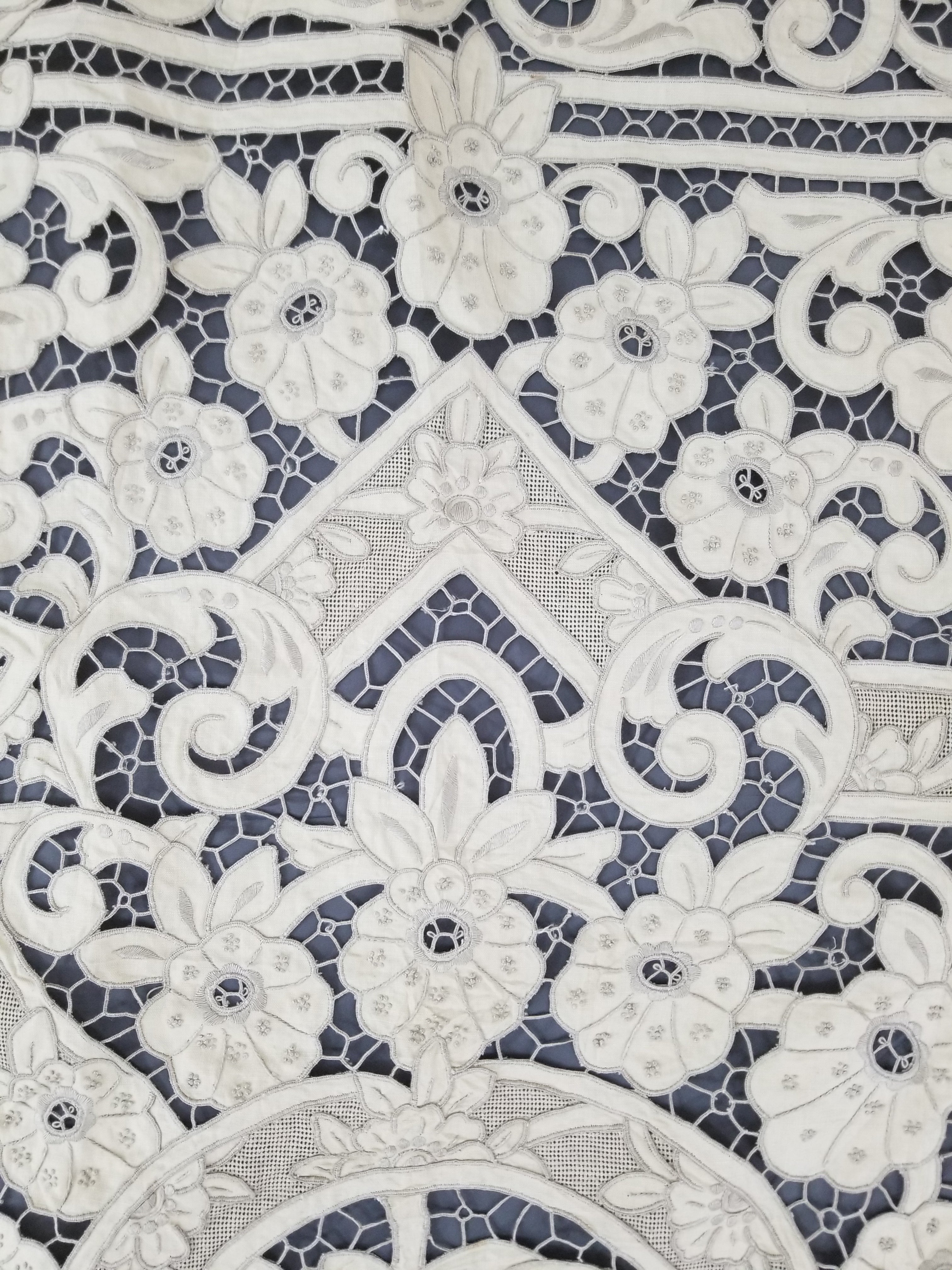 Vintage Madeira Hand Embroidered Cut Work Tablecloth 295x166cm