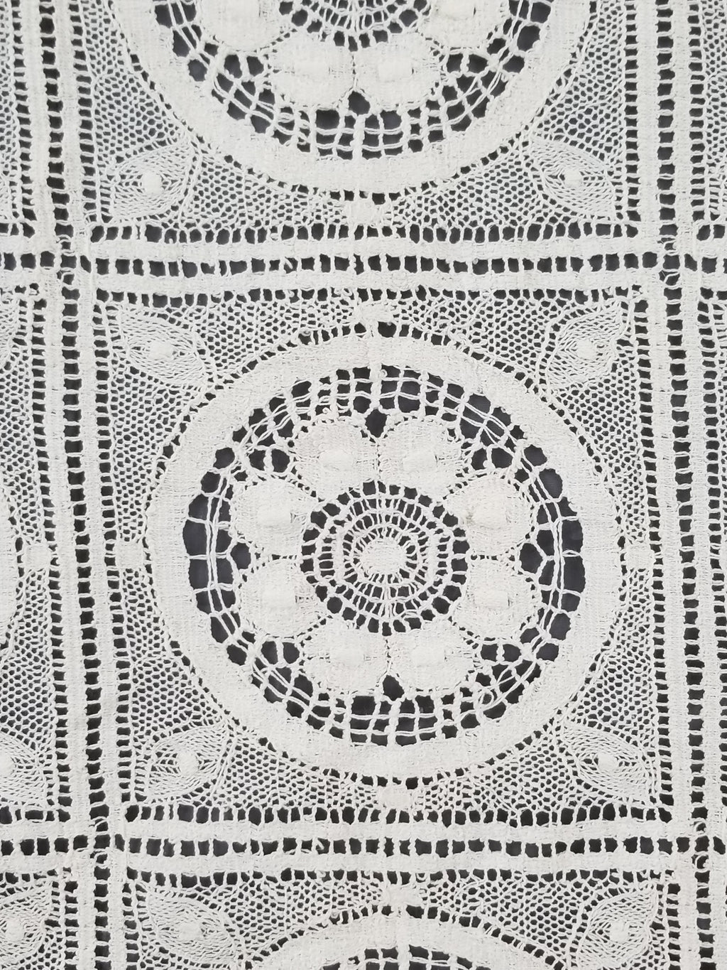 Vintage Itailian Handmade Crocheted Floral Tablecloth 326x224cm