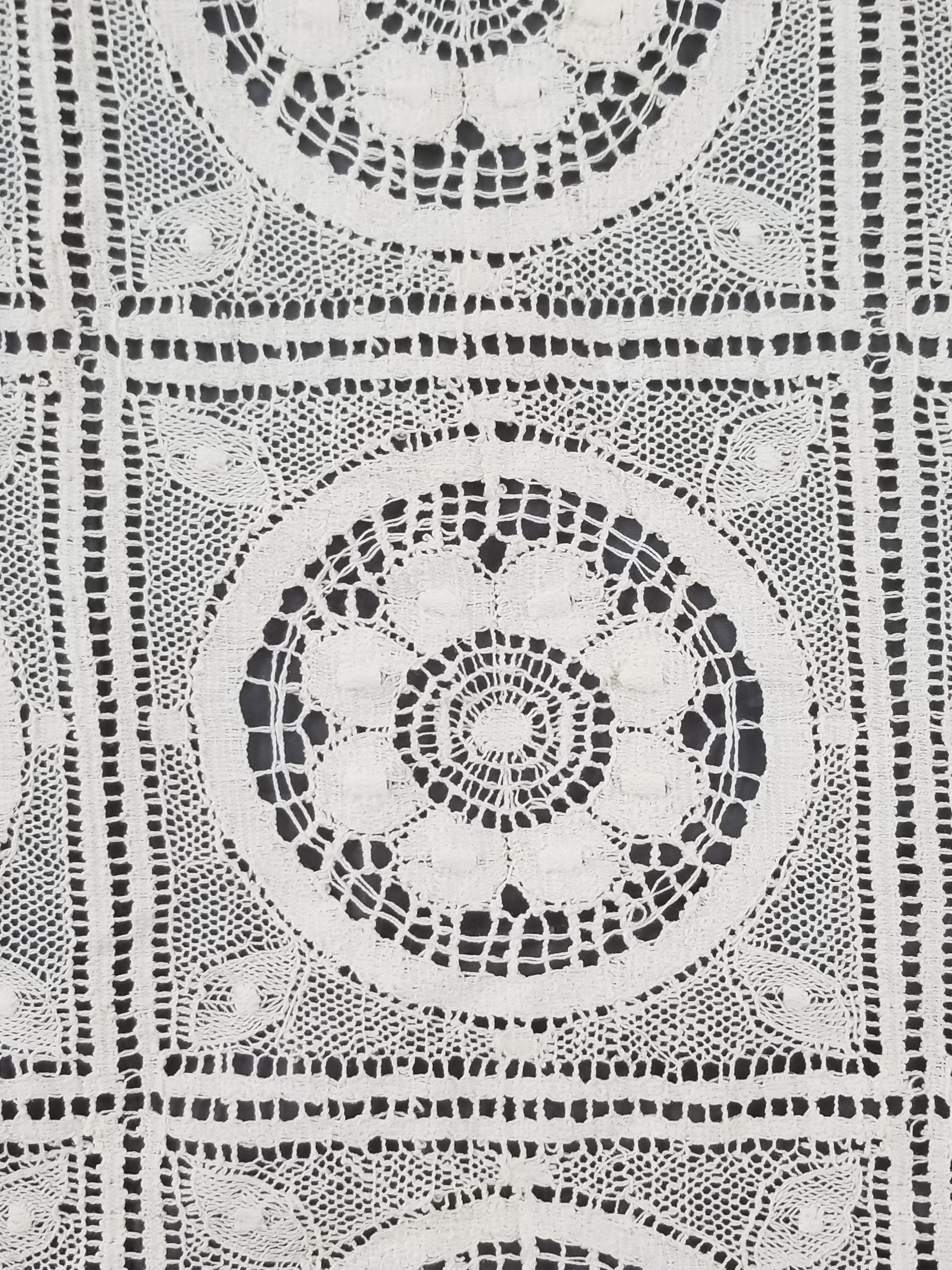Vintage Itailian Handmade Crocheted Floral Tablecloth 326x224cm