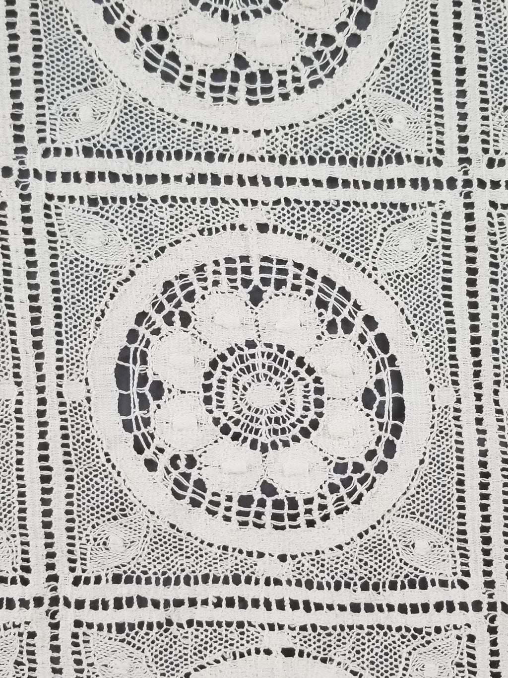 Vintage Itailian Handmade Crocheted Floral Tablecloth 326x224cm