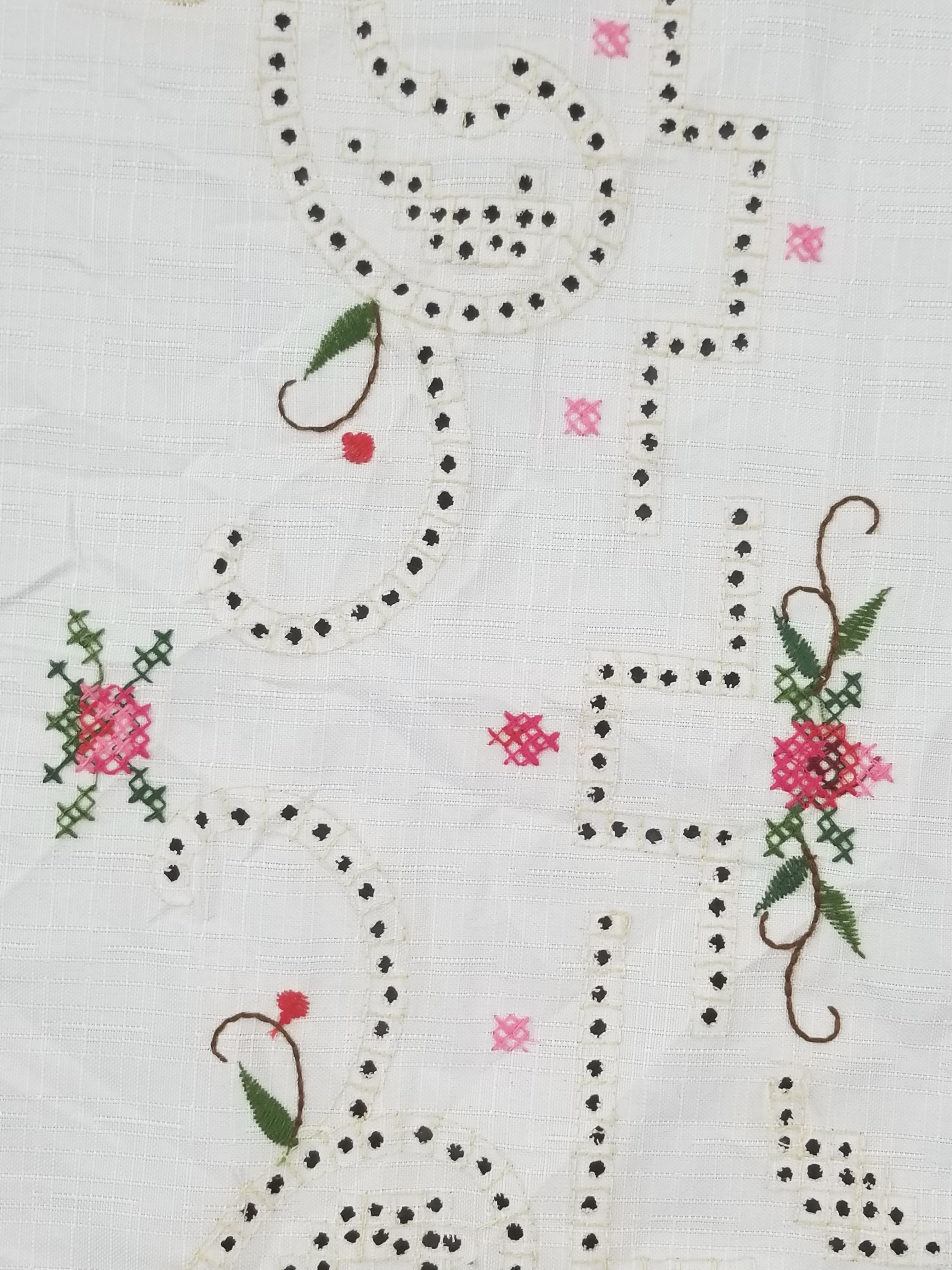 Vintage Beautiful Cross Stitch Hand Embroidered Floral Tablecloth 176x131cm