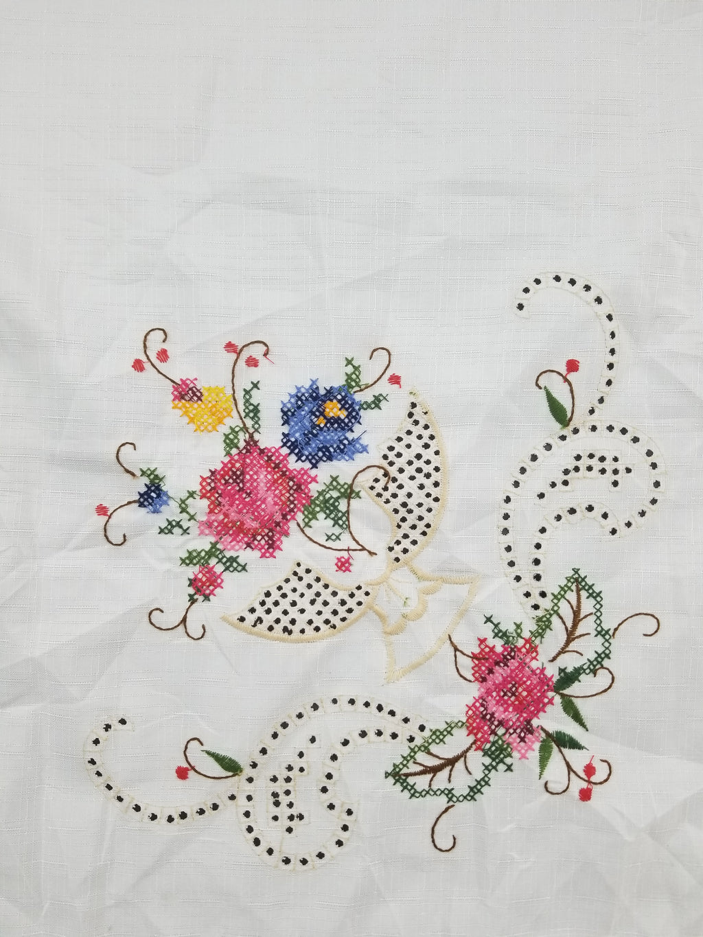 Vintage Beautiful Cross Stitch Hand Embroidered Floral Tablecloth 176x131cm