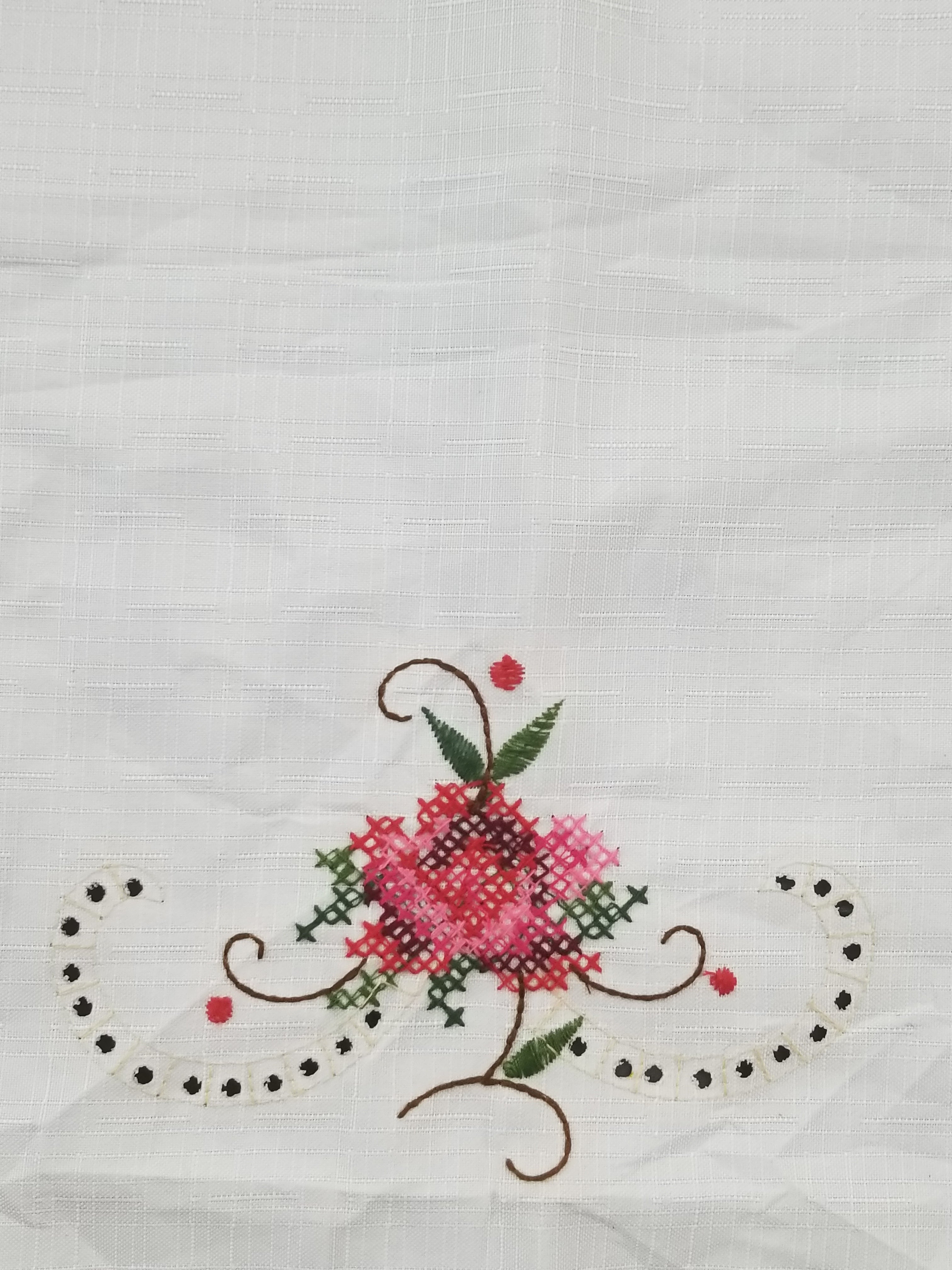 Vintage Beautiful Cross Stitch Hand Embroidered Floral Tablecloth 176x131cm