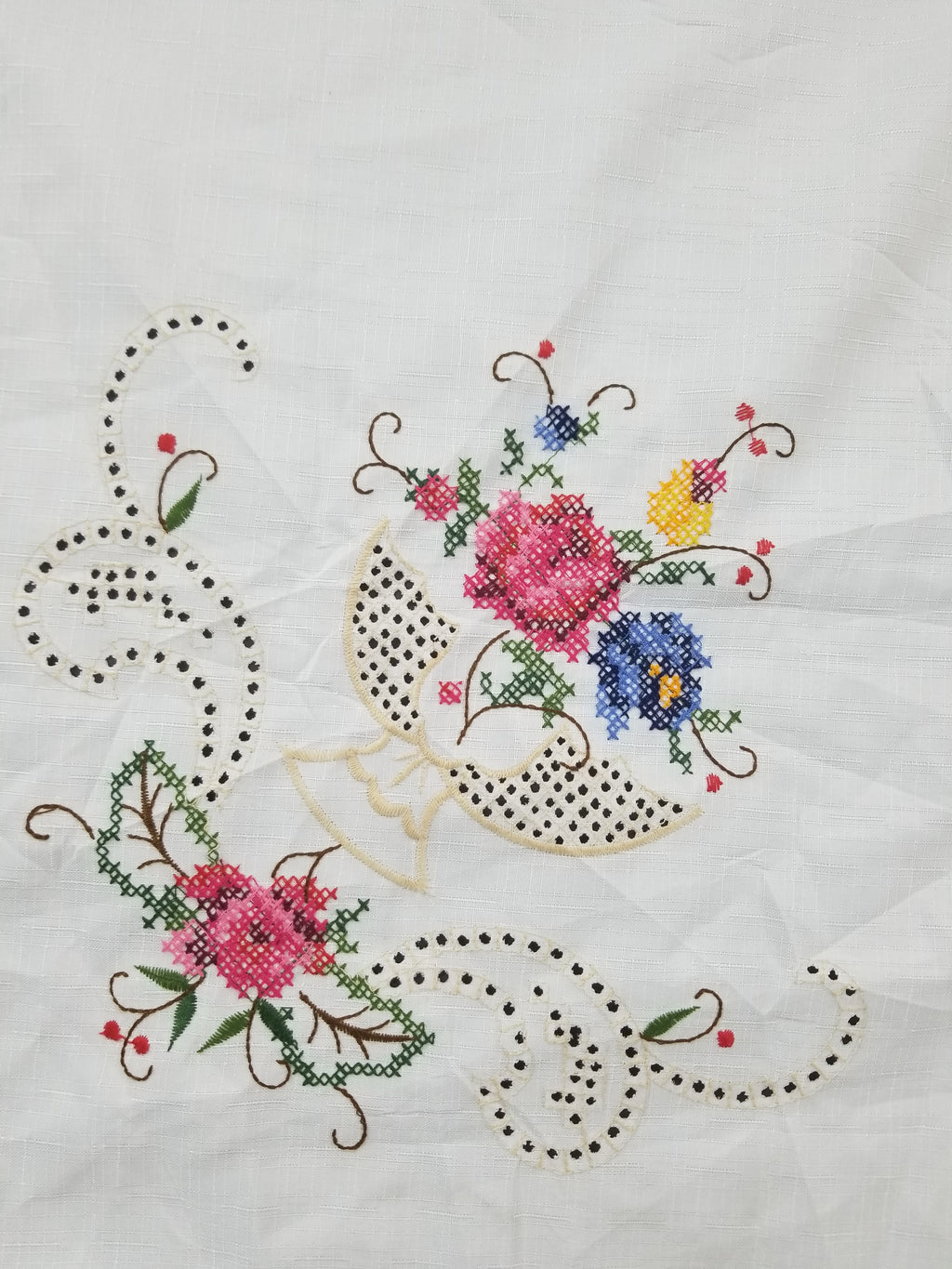 Vintage Beautiful Cross Stitch Hand Embroidered Floral Tablecloth 176x131cm