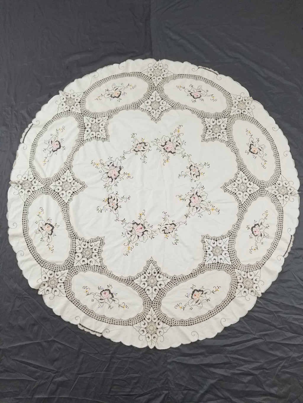 Antique Style Round Tablecloth - Hand Embroidery Roses & Crochet Details 164x158cm