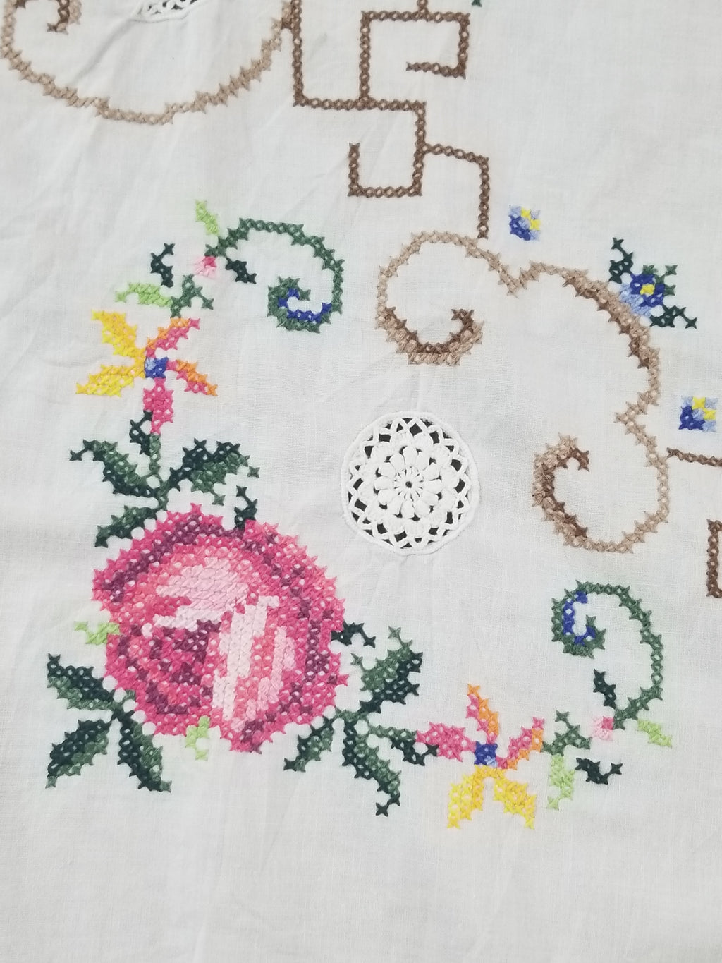 Vintage Cross Stitch Hand Embroidered Floral Scalloped Edges Tablecloth 250x168cm