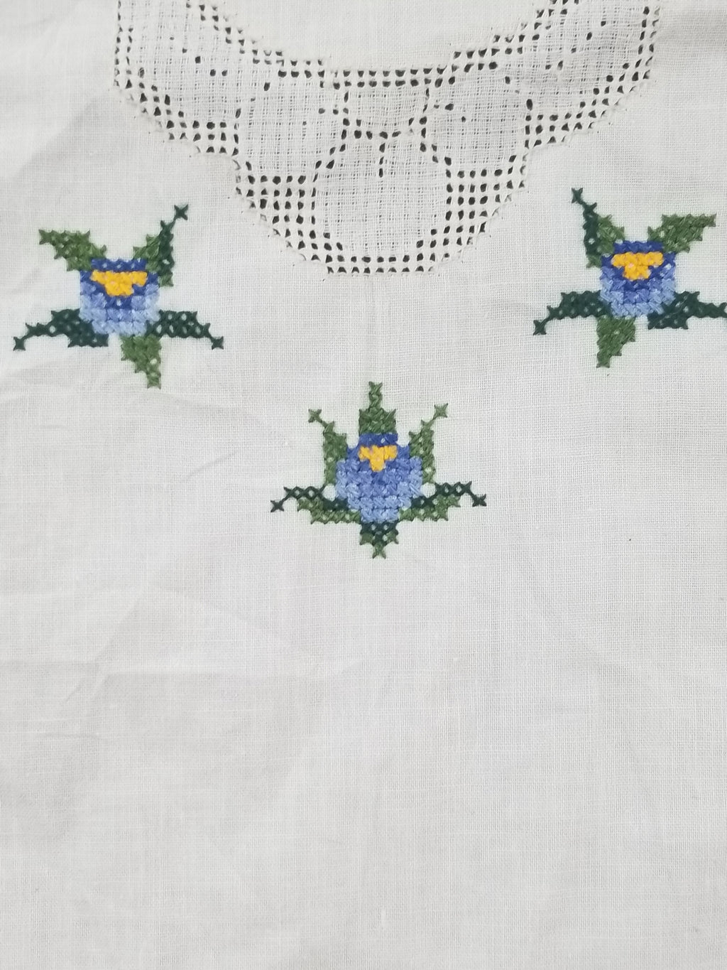 Vintage Beautiful Cross Stitch Hand Embroidered Floral Tablecloth 252x167cm