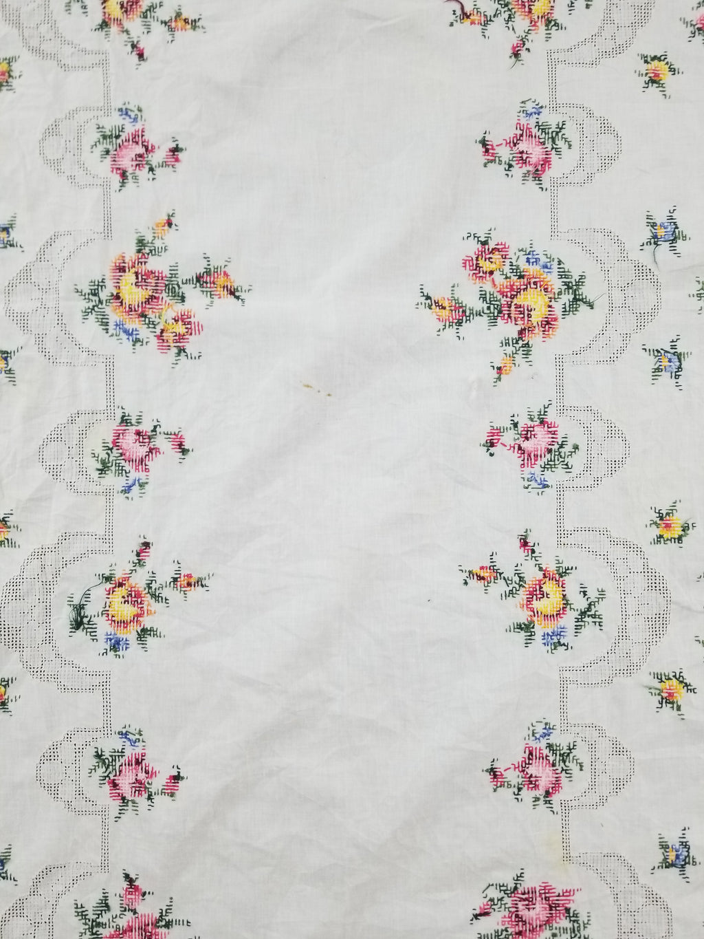 Vintage Beautiful Cross Stitch Hand Embroidered Floral Tablecloth 252x167cm