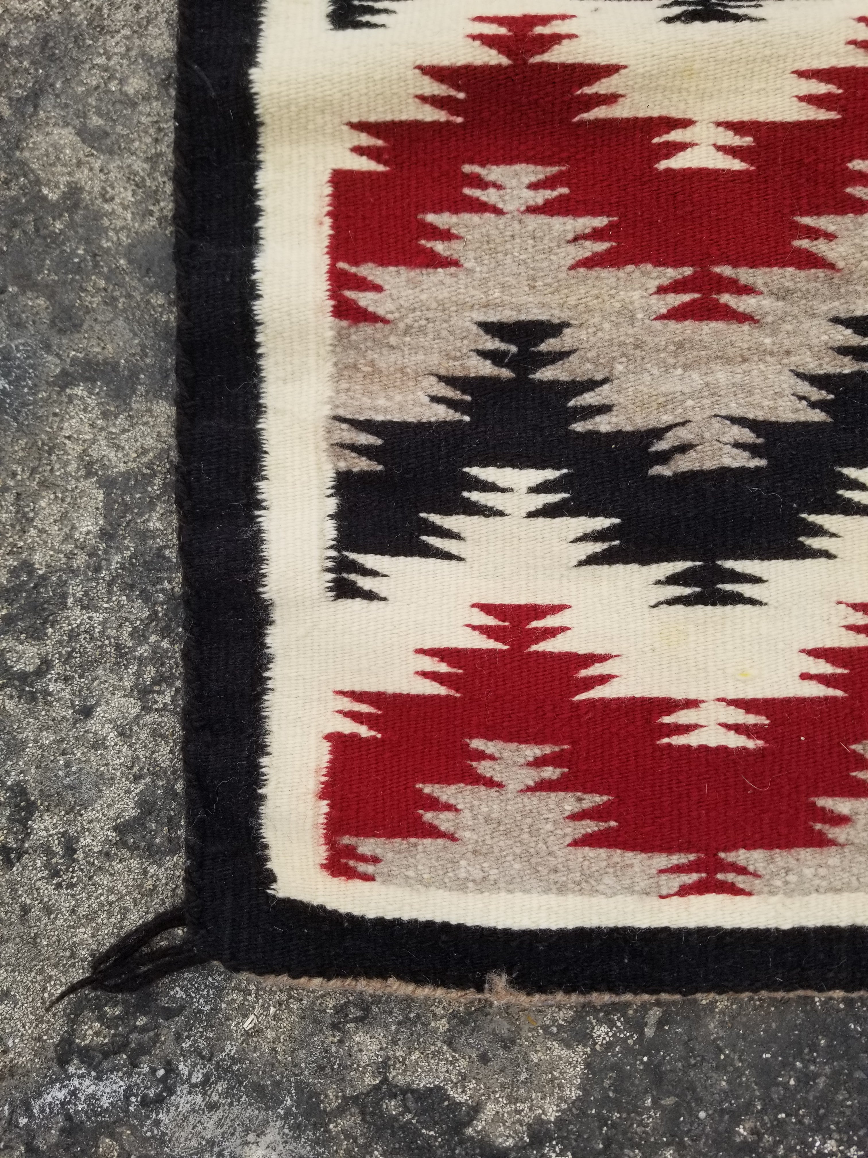 Antique Traditional Navajo Handwoven Native American Ganado Wool Rug 27x18in