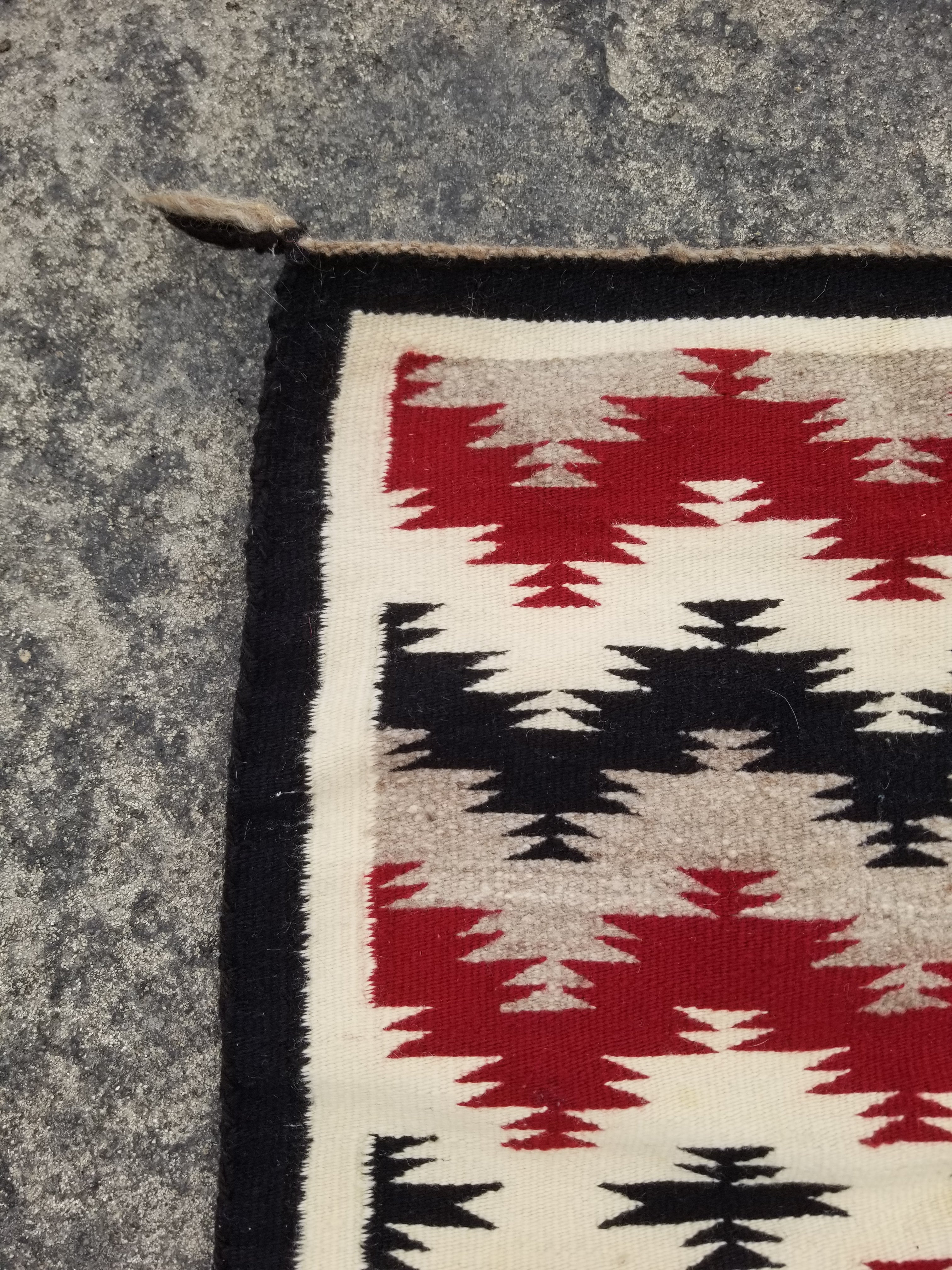 Antique Traditional Navajo Handwoven Native American Ganado Wool Rug 27x18in