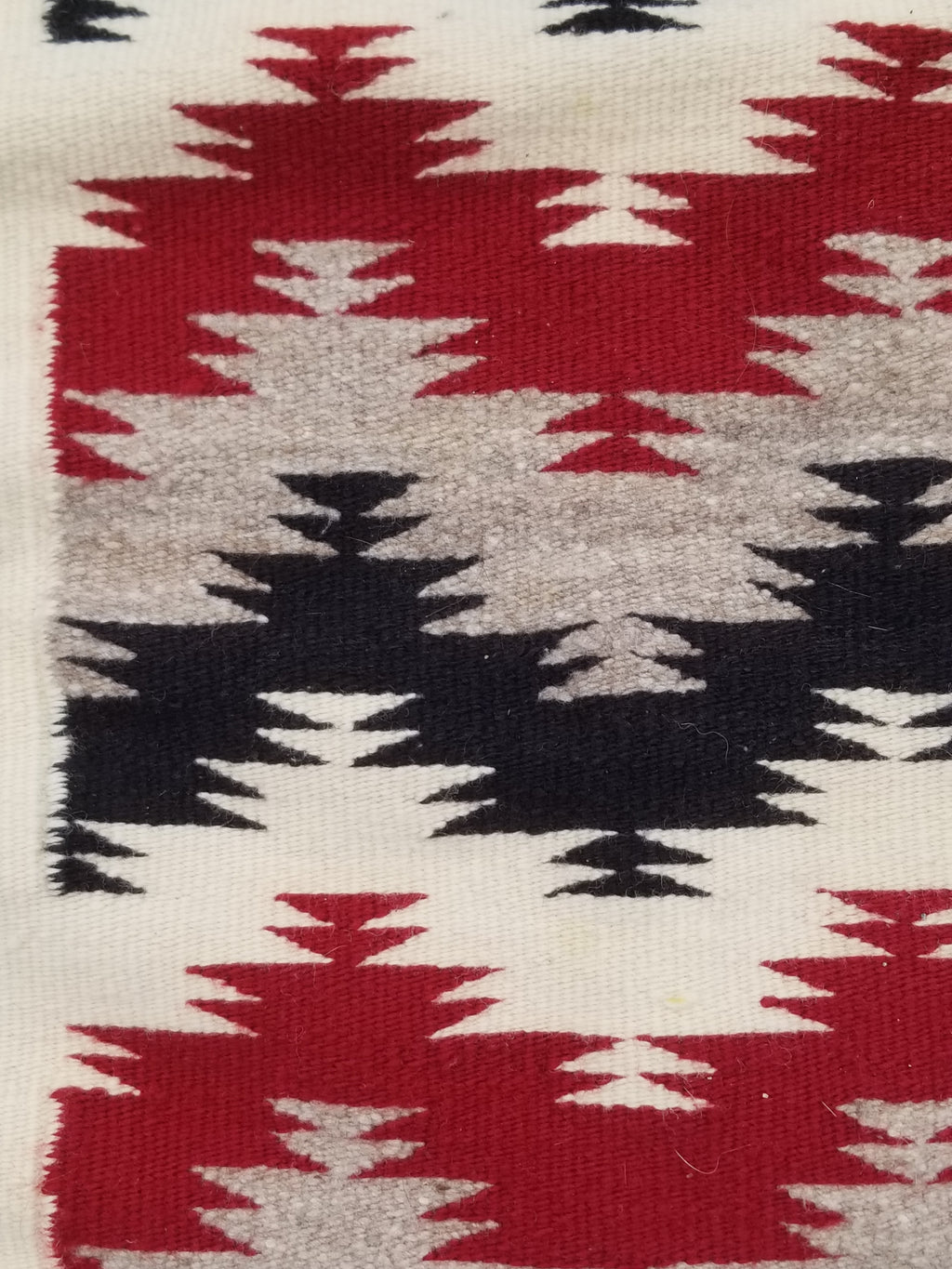 Antique Traditional Navajo Handwoven Native American Ganado Wool Rug 27x18in
