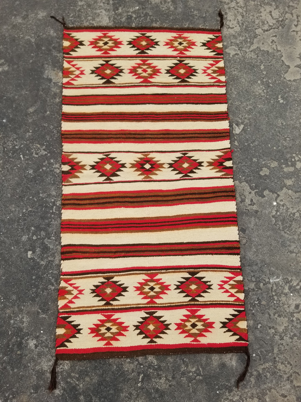 Antique Navajo Handwoven Native American Klagetoh Style Wool Rug 60x30in