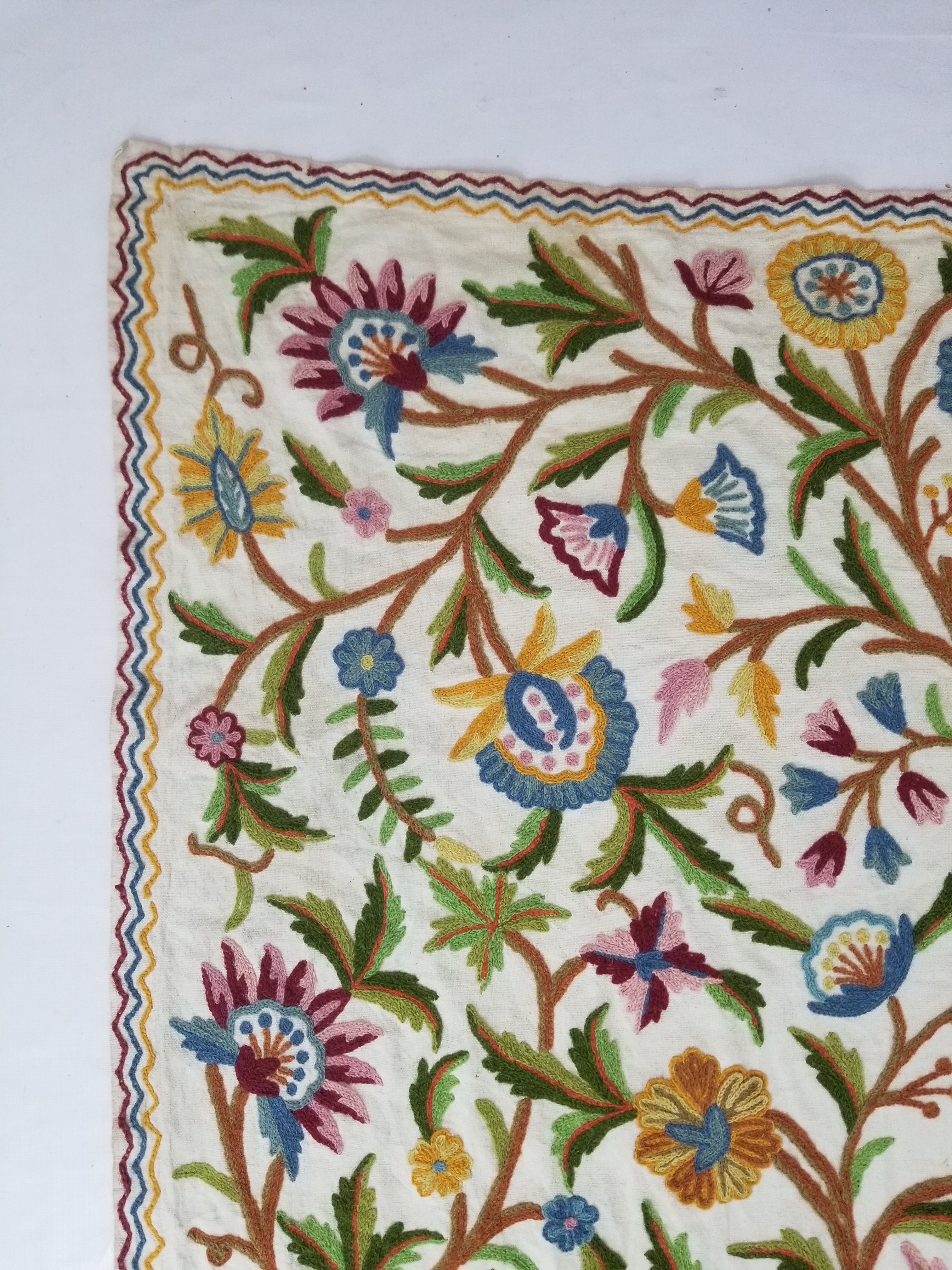 Vintage Indian Kashmiri Crewel Work Hand Embroidered Floral Bedspread 293x268cm