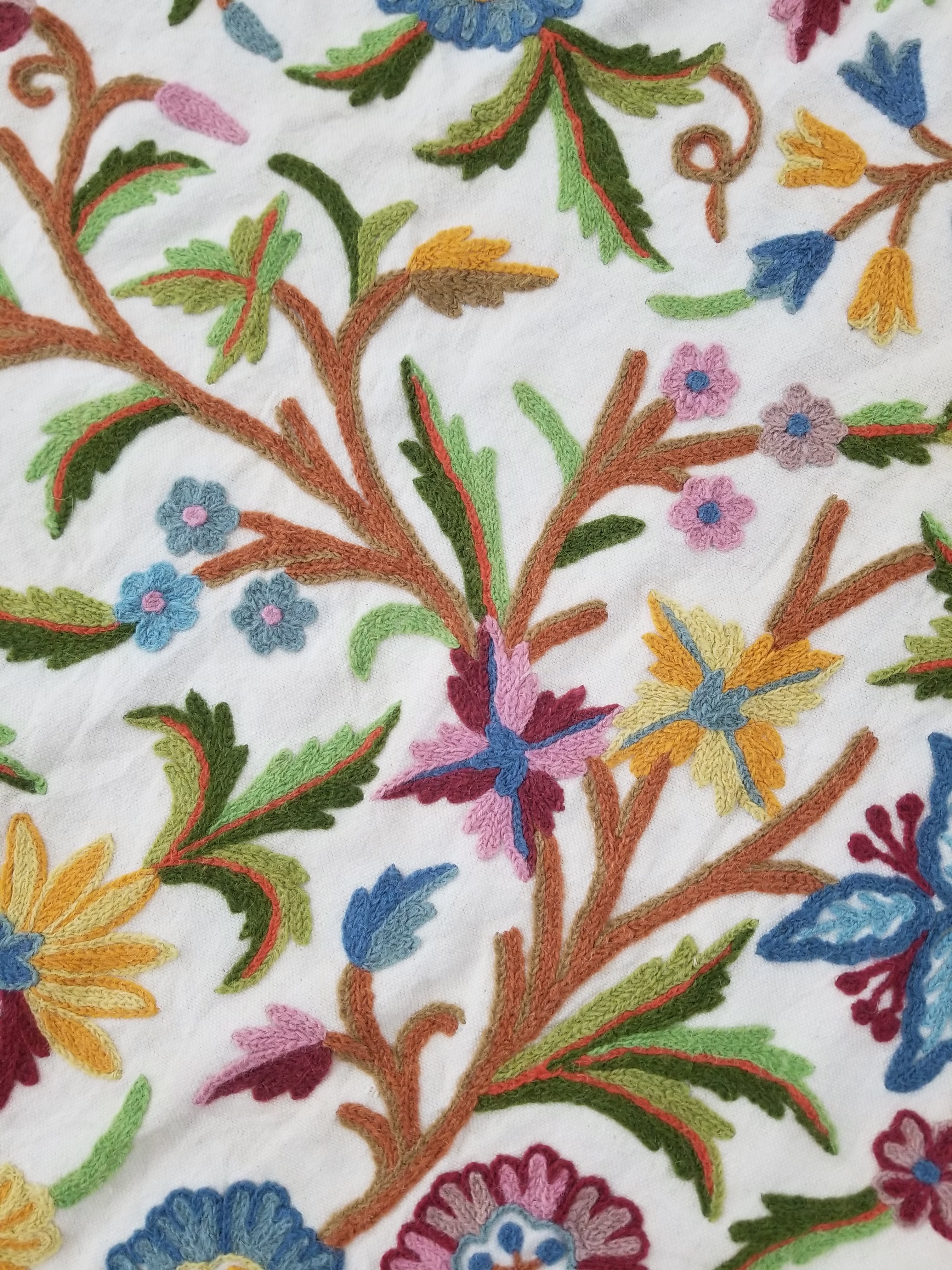 Vintage Indian Kashmiri Crewel Work Hand Embroidered Floral Bedspread 293x268cm