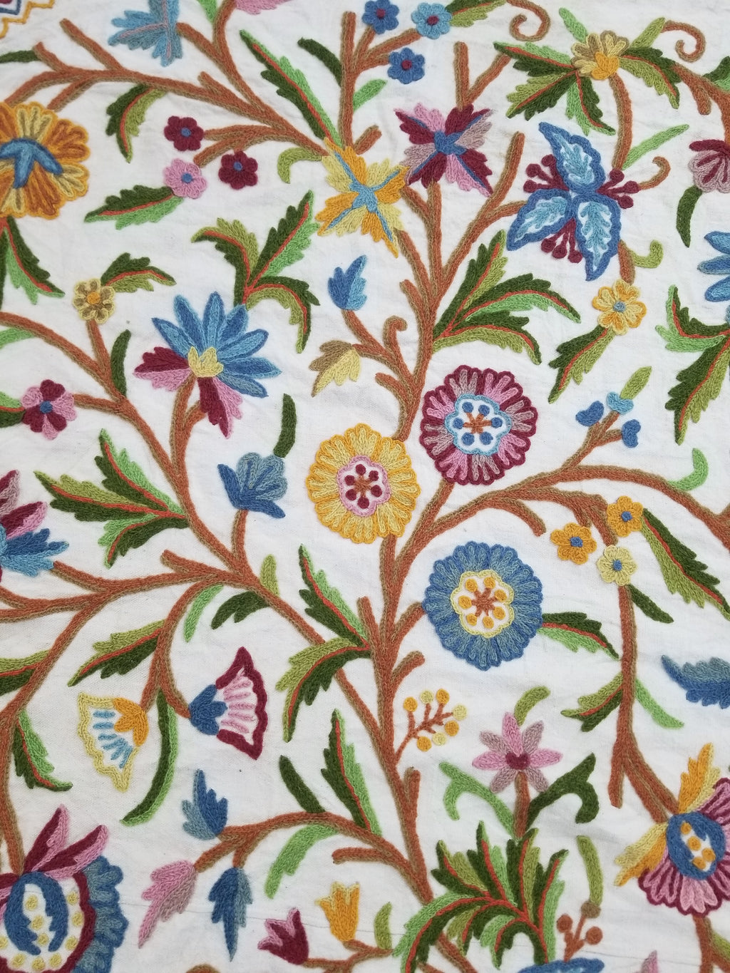 Vintage Indian Kashmiri Crewel Work Hand Embroidered Floral Bedspread 293x268cm