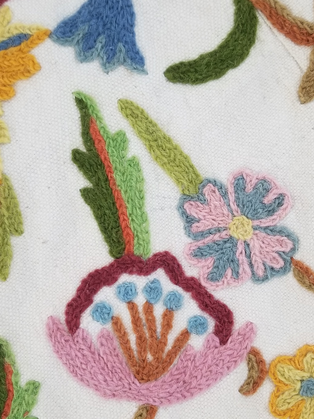 Vintage Indian Kashmiri Crewel Work Hand Embroidered Floral Bedspread 293x268cm