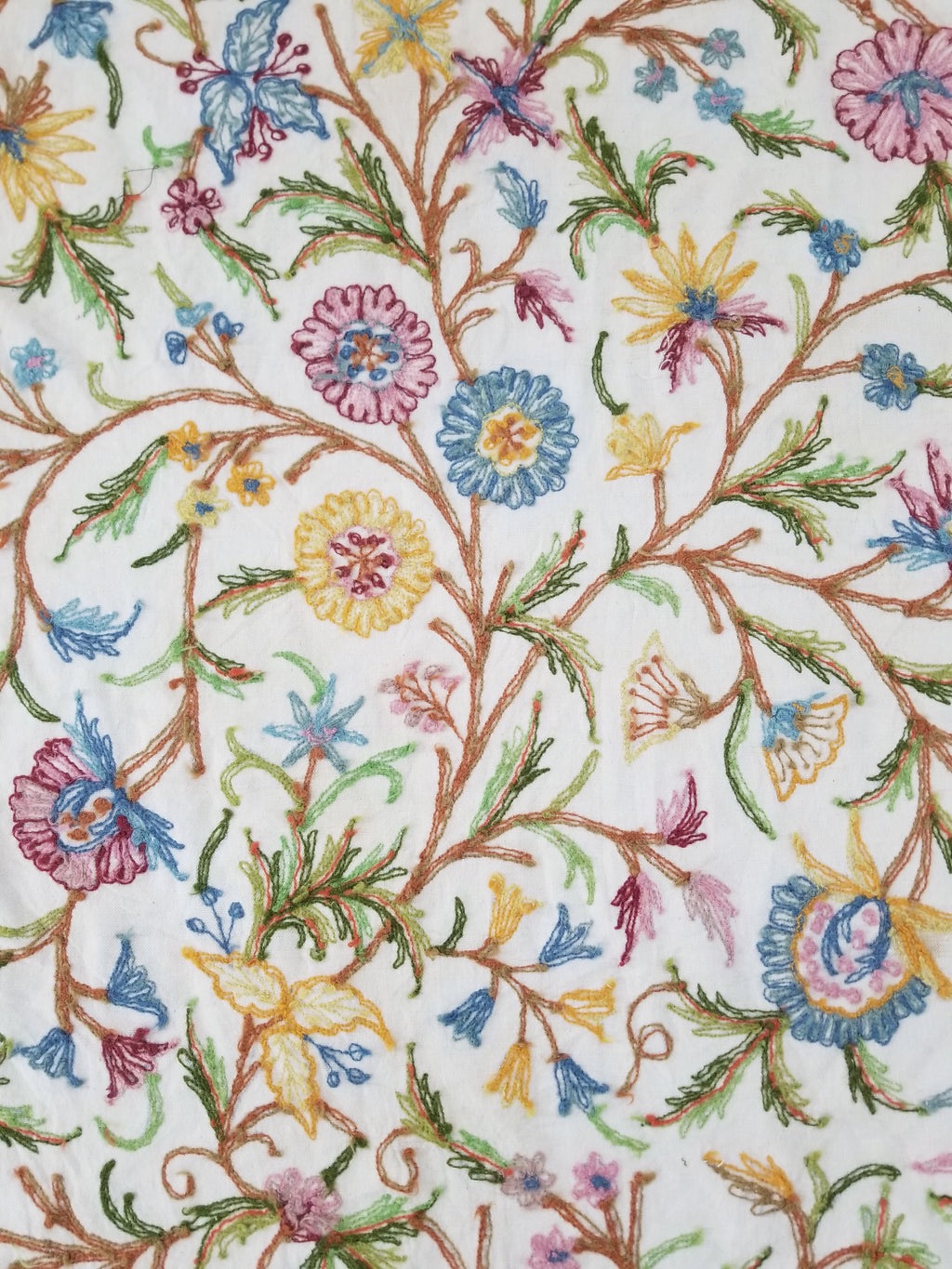 Vintage Indian Kashmiri Crewel Work Hand Embroidered Floral Bedspread 293x268cm