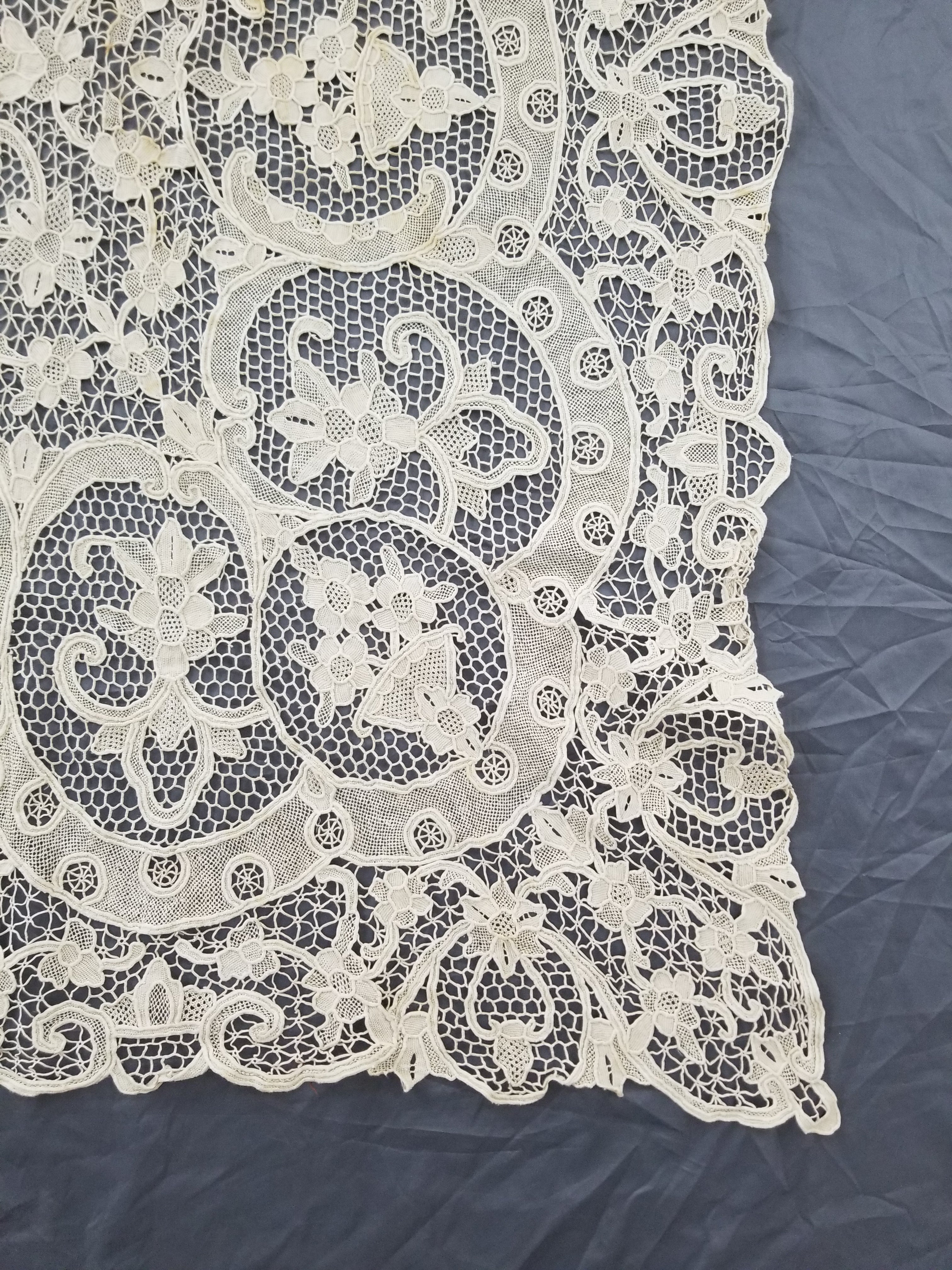 Vintage Point De Venice Needle Lace Banquet Tablecloth 253x162cm