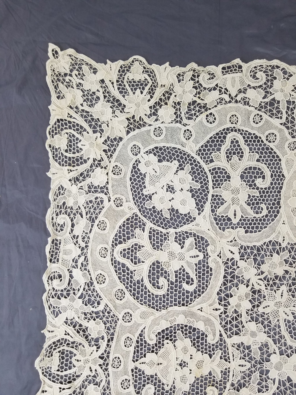 Vintage Point De Venice Needle Lace Banquet Tablecloth 253x162cm