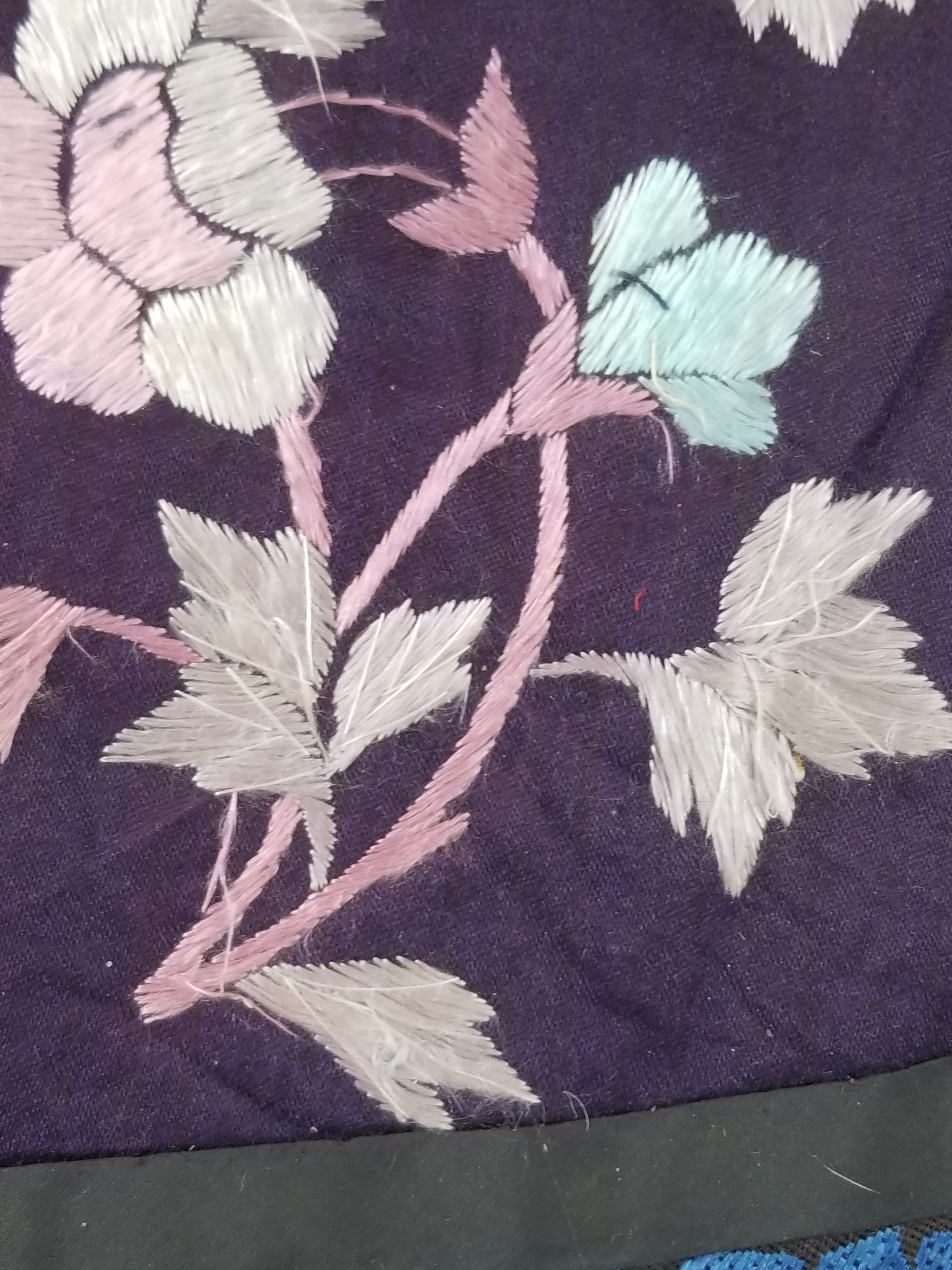 Antique Chinese Traditional Hand Embroidered Floral Silk Robe