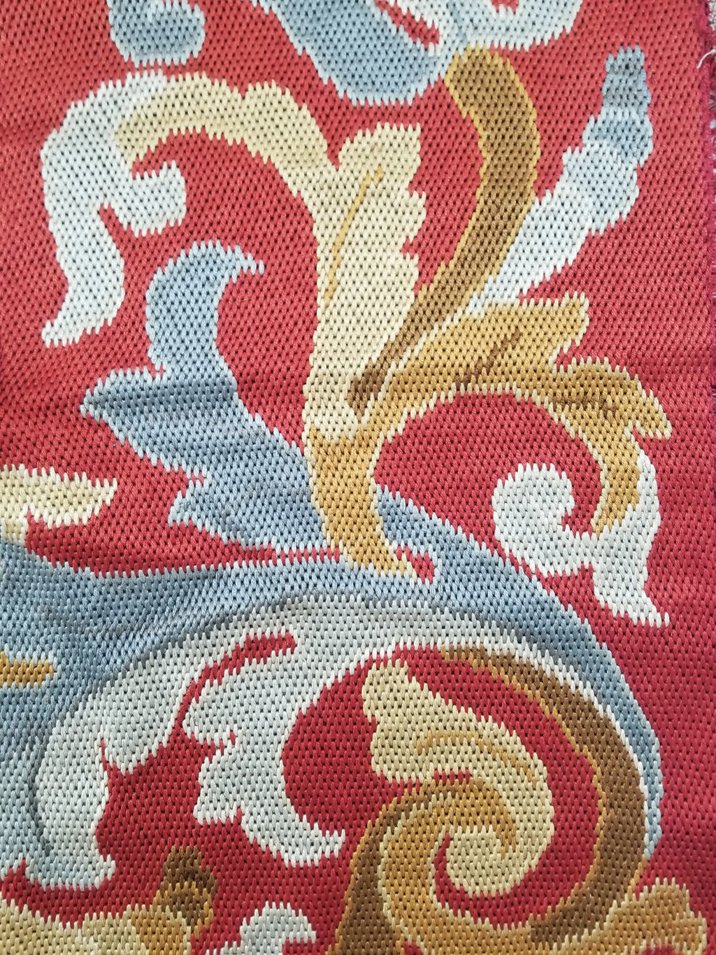 Antique French Handmade Foliate Scroll Pattern Tapestry Border 167x105cm