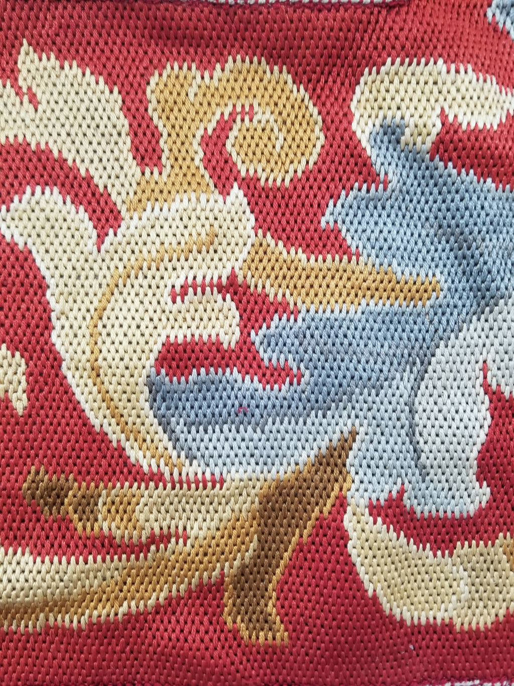 Antique French Handmade Foliate Scroll Pattern Tapestry Border 167x105cm