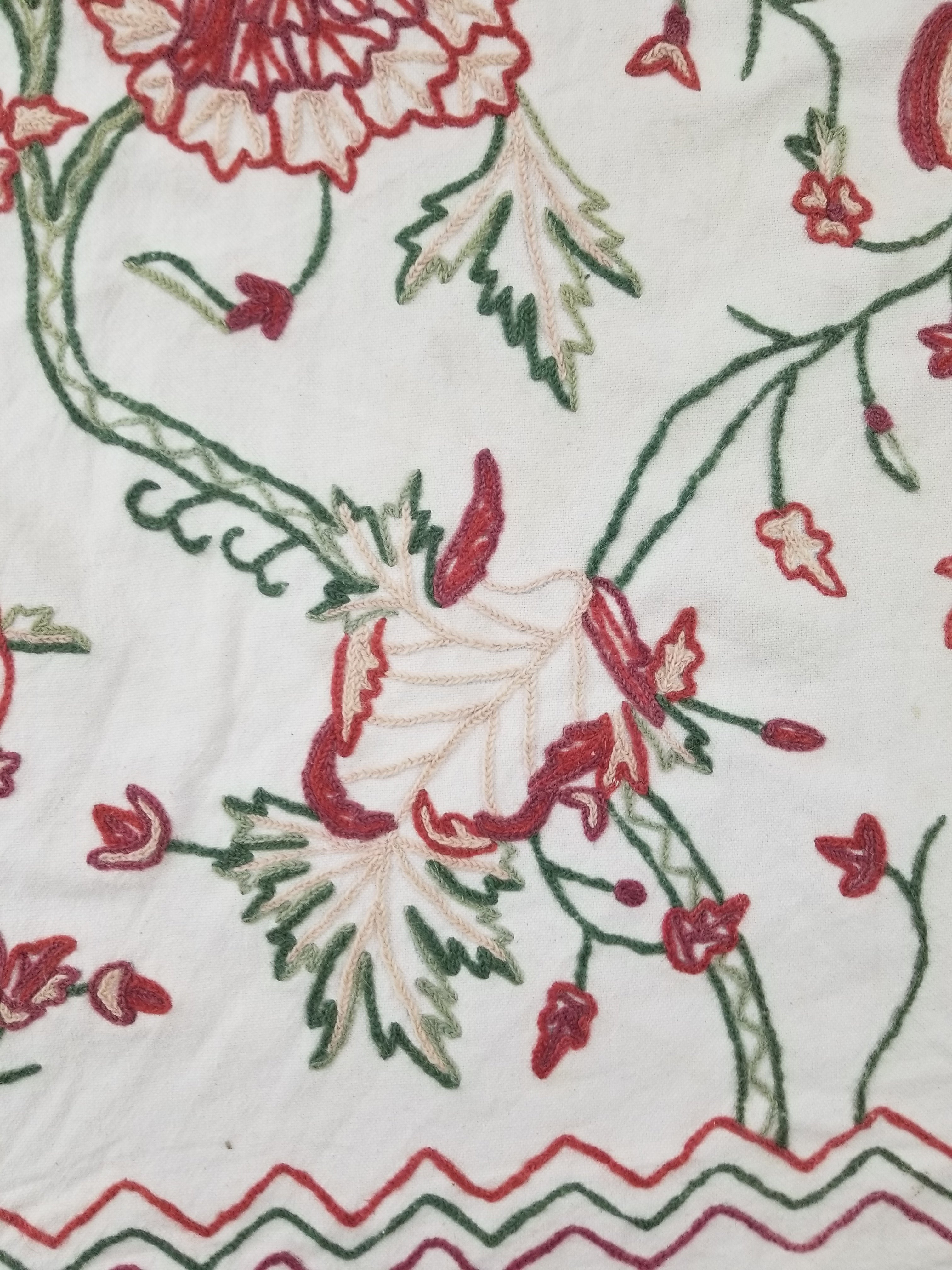 Vintage Traditional Indian Kashmiri Wool Crewel Work Floral Textile 224x150cm