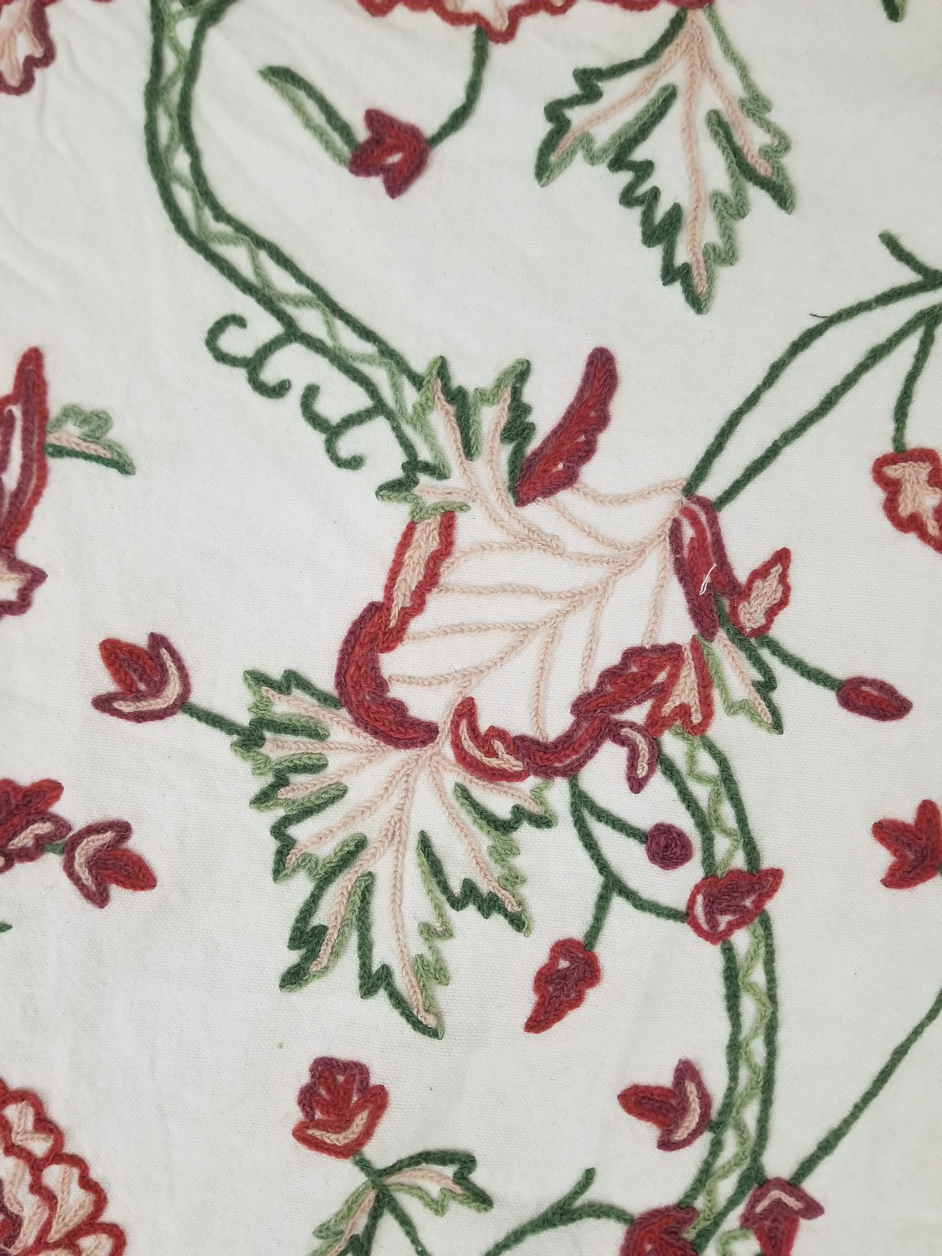 Vintage Traditional Indian Kashmiri Wool Crewel Work Floral Textile 224x150cm
