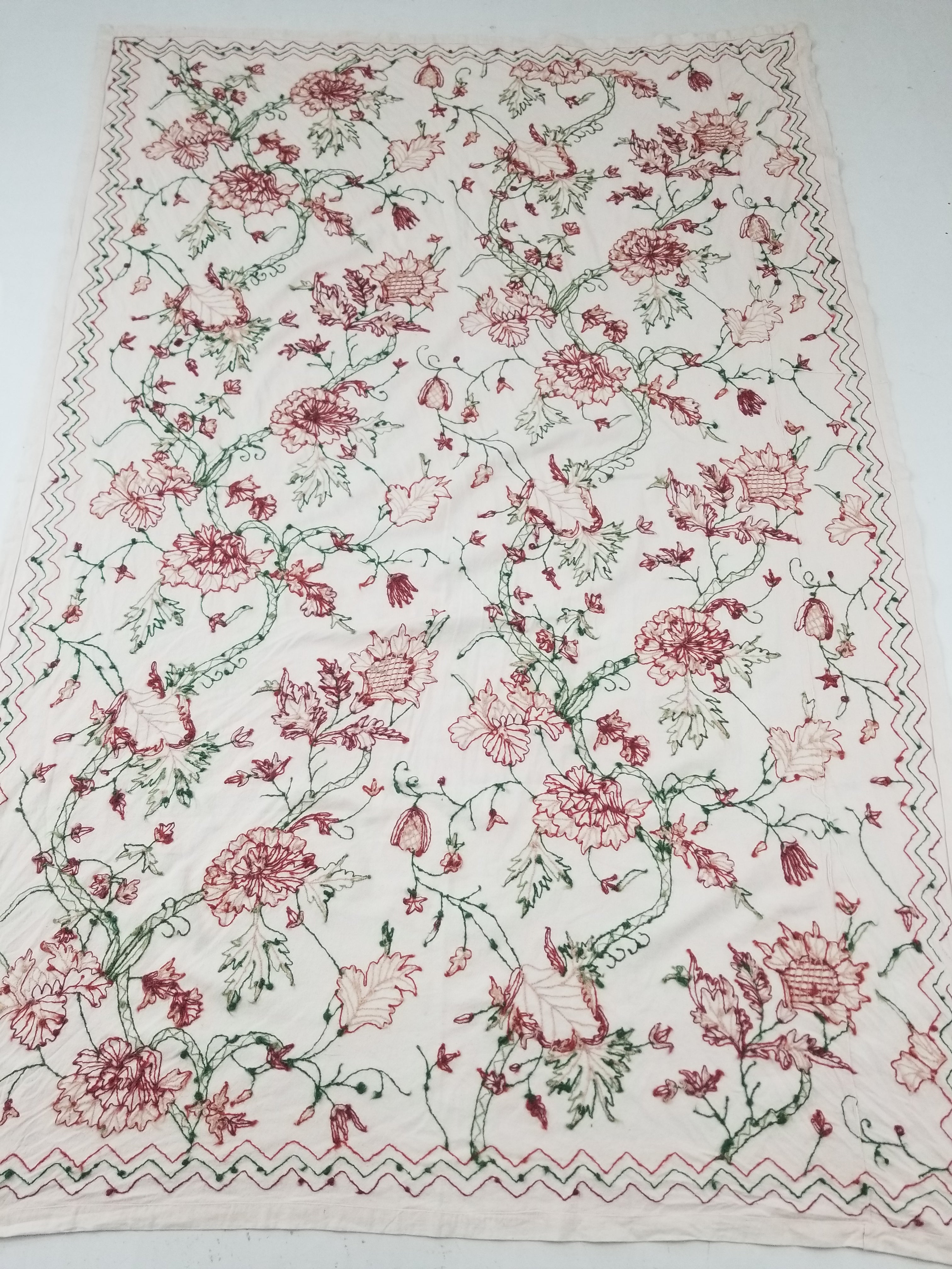 Vintage Traditional Indian Kashmiri Wool Crewel Work Floral Textile 224x150cm