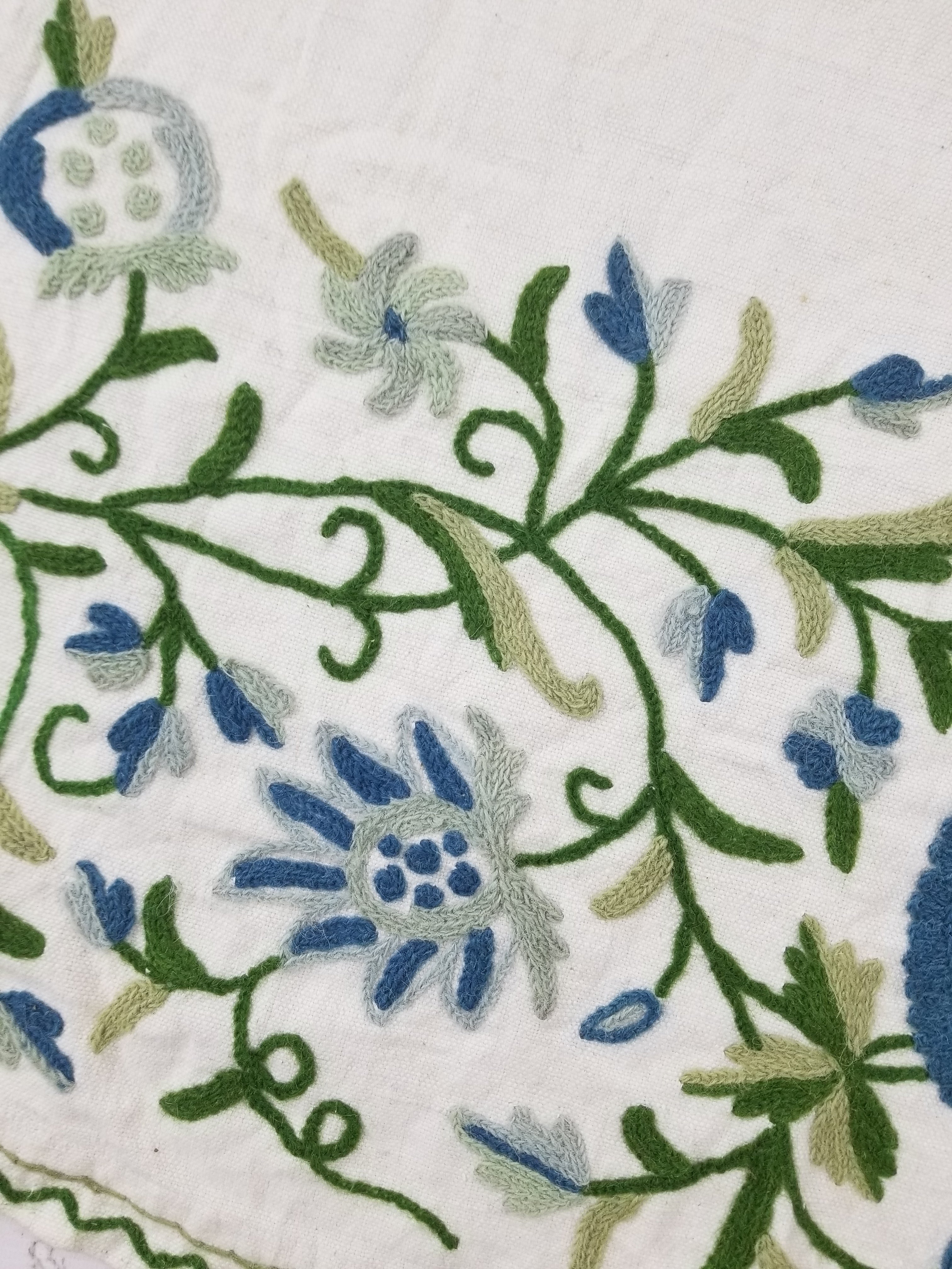 Vintage Traditional Kashmiri Wool Crewel Work Floral & Paisley Tablecloth 180x16