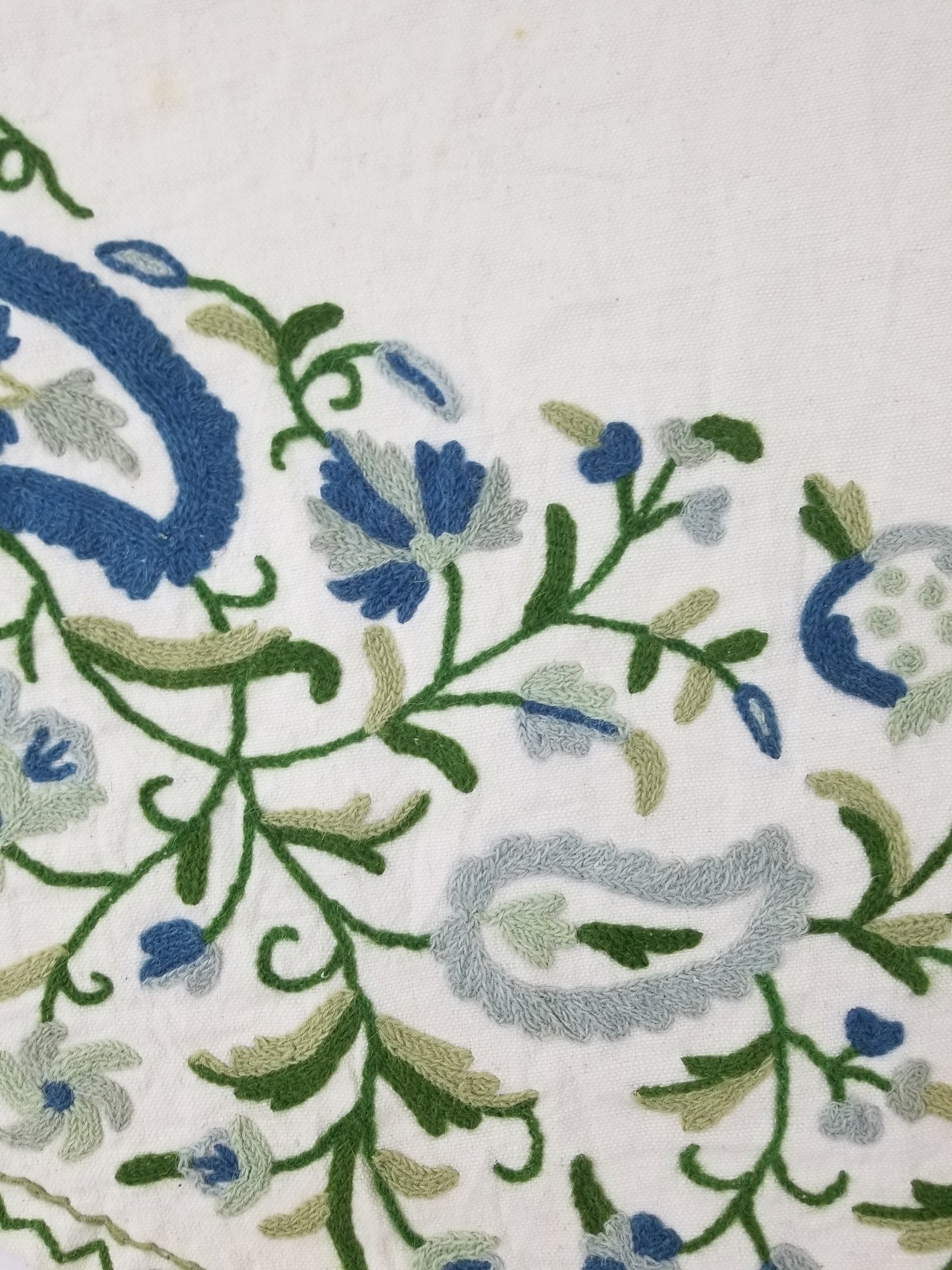 Vintage Traditional Kashmiri Wool Crewel Work Floral & Paisley Tablecloth 180x16
