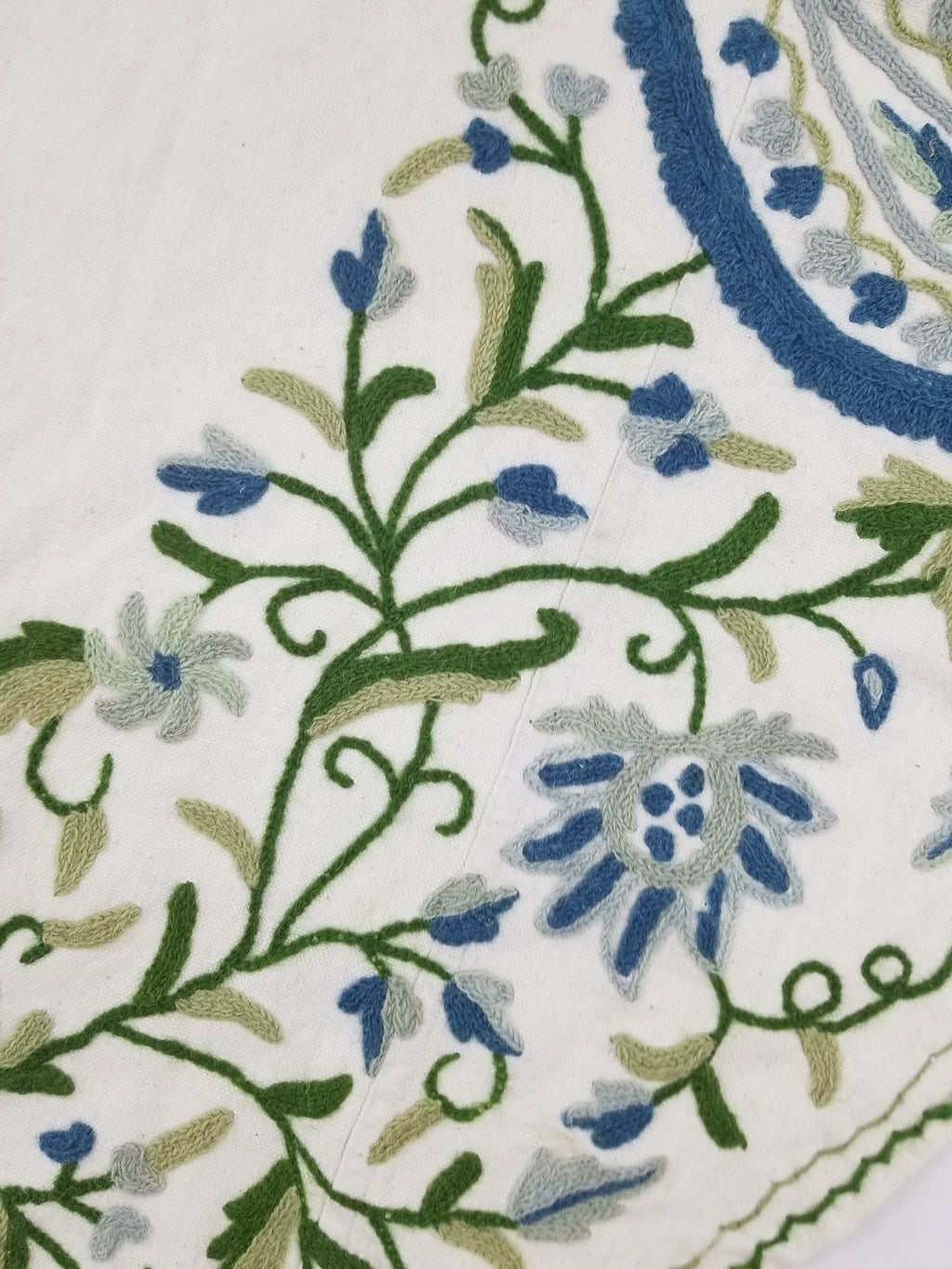Vintage Traditional Kashmiri Wool Crewel Work Floral & Paisley Tablecloth 180x16