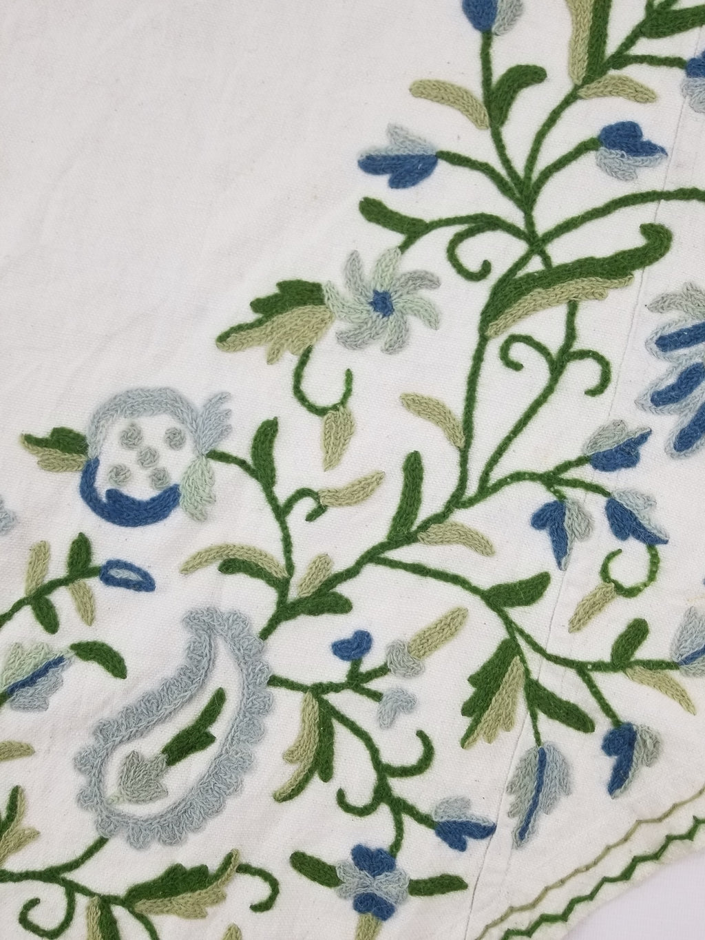 Vintage Traditional Kashmiri Wool Crewel Work Floral & Paisley Tablecloth 180x16