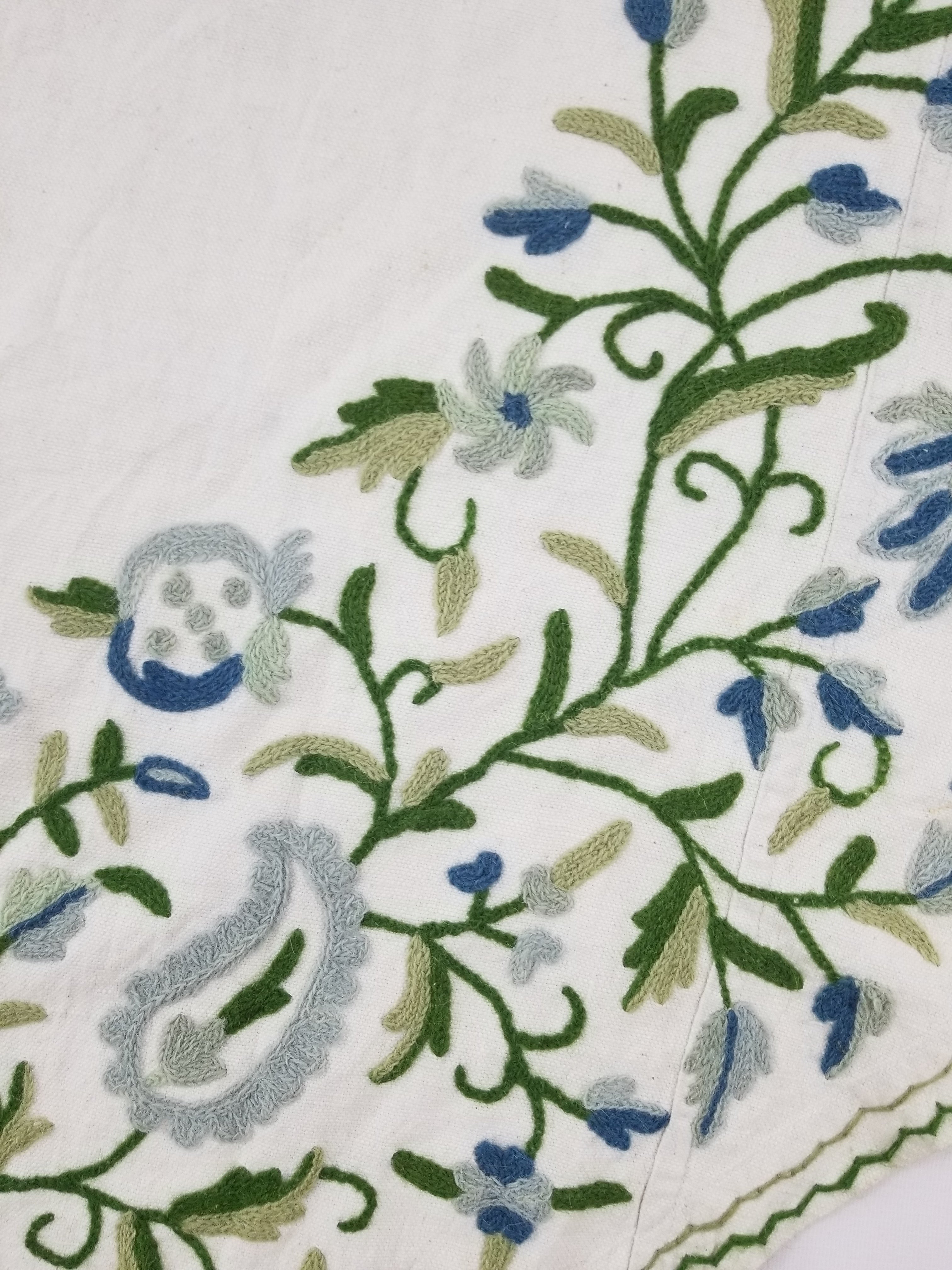Vintage Traditional Kashmiri Wool Crewel Work Floral & Paisley Tablecloth 180x16