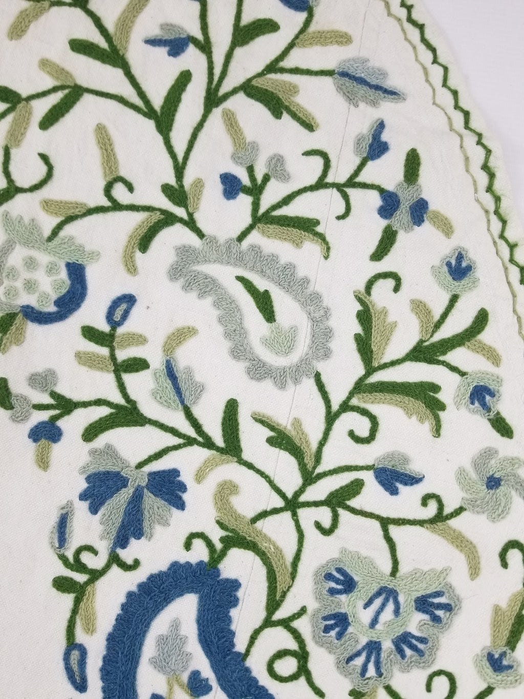 Vintage Traditional Kashmiri Wool Crewel Work Floral & Paisley Tablecloth 180x16