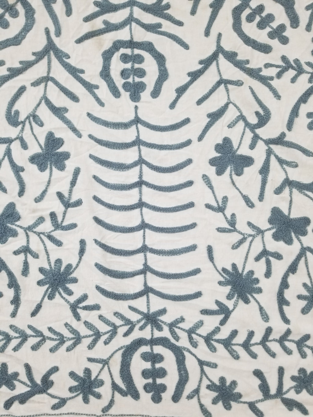 Vintage Kashmiri Wool Crewel Work Floral Tablecloth / Bedspread 260x230cm