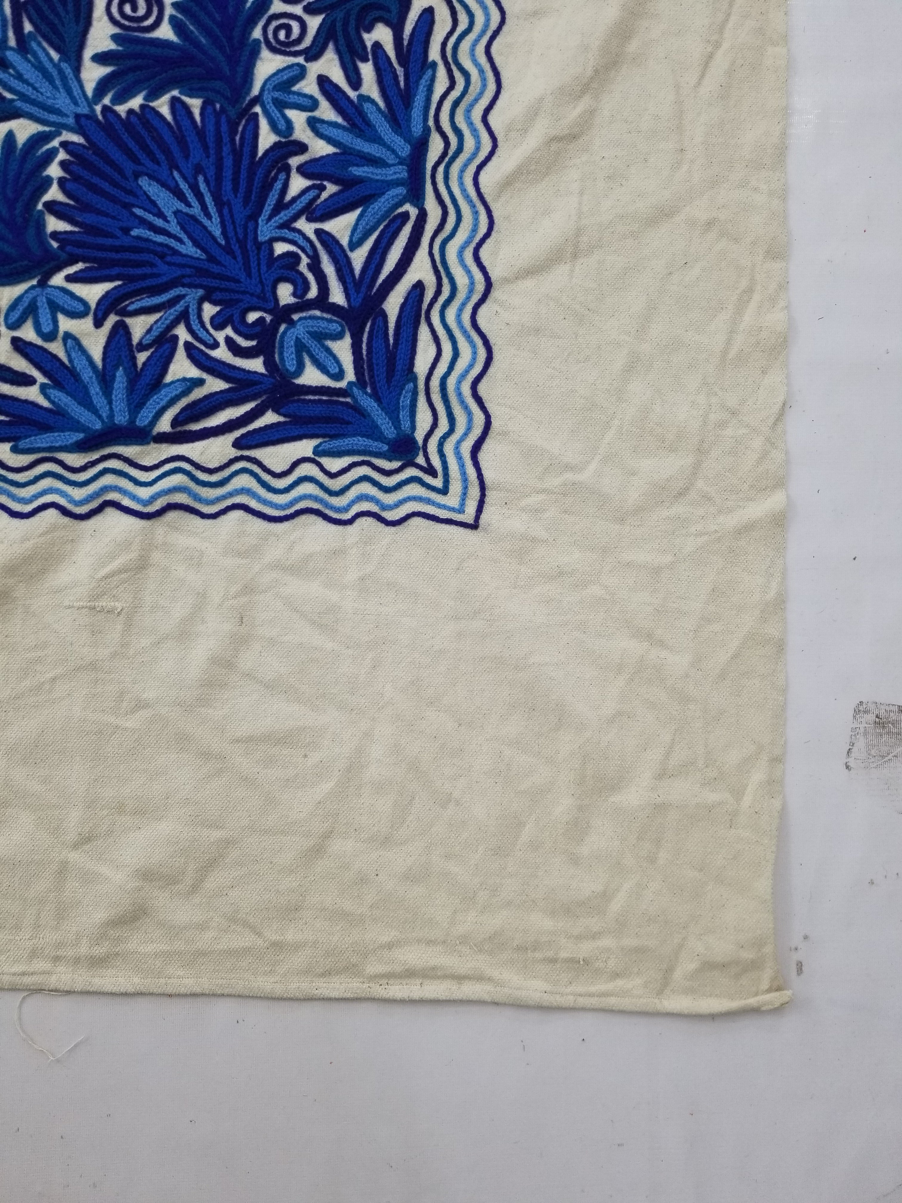 Vintage Traditional Kashmiri Wool Crewel Work Floral Bedspread 254x220cm