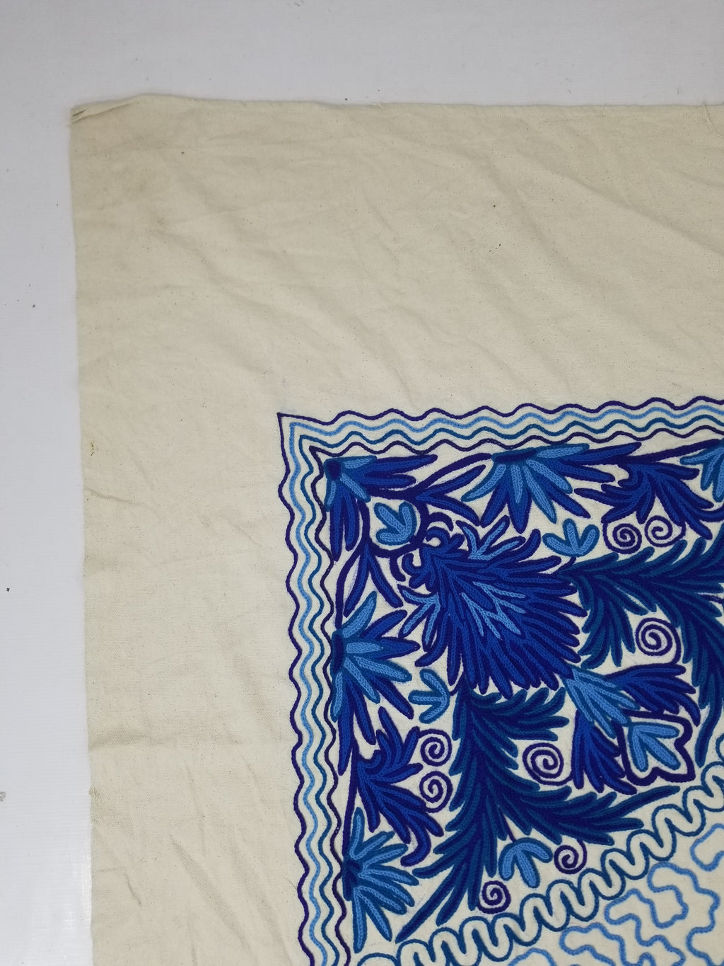 Vintage Traditional Kashmiri Wool Crewel Work Floral Bedspread 254x220cm