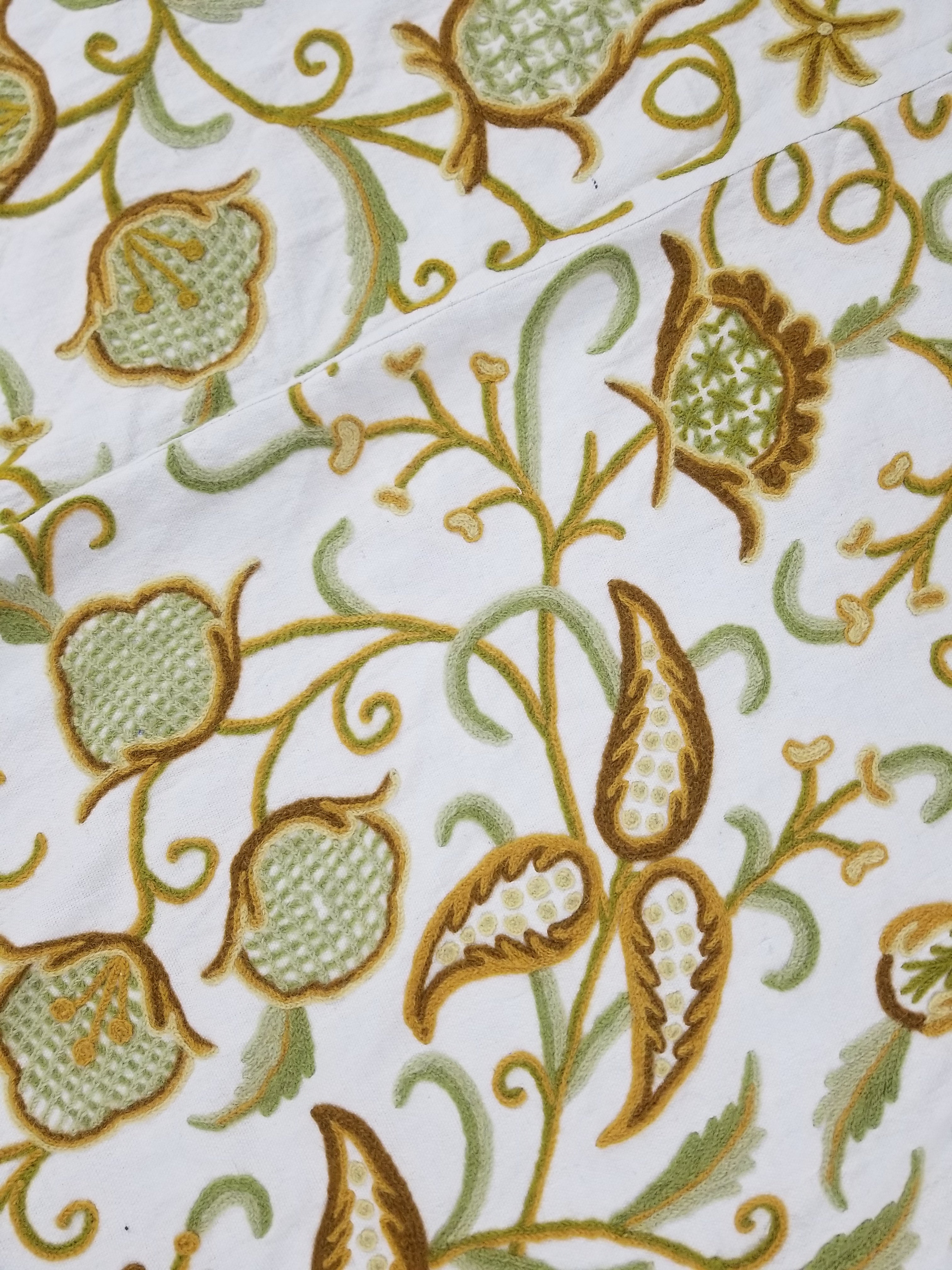 Vintage Traditional Jacobean Inspire Floral Kashmiri Crewel Work Textile 238x236
