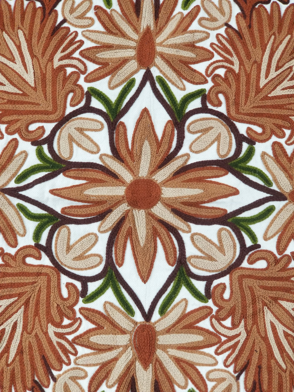 Vintage Traditional Indian Kashmiri Wool Crewel Work Floral Bedspread 232x214cm