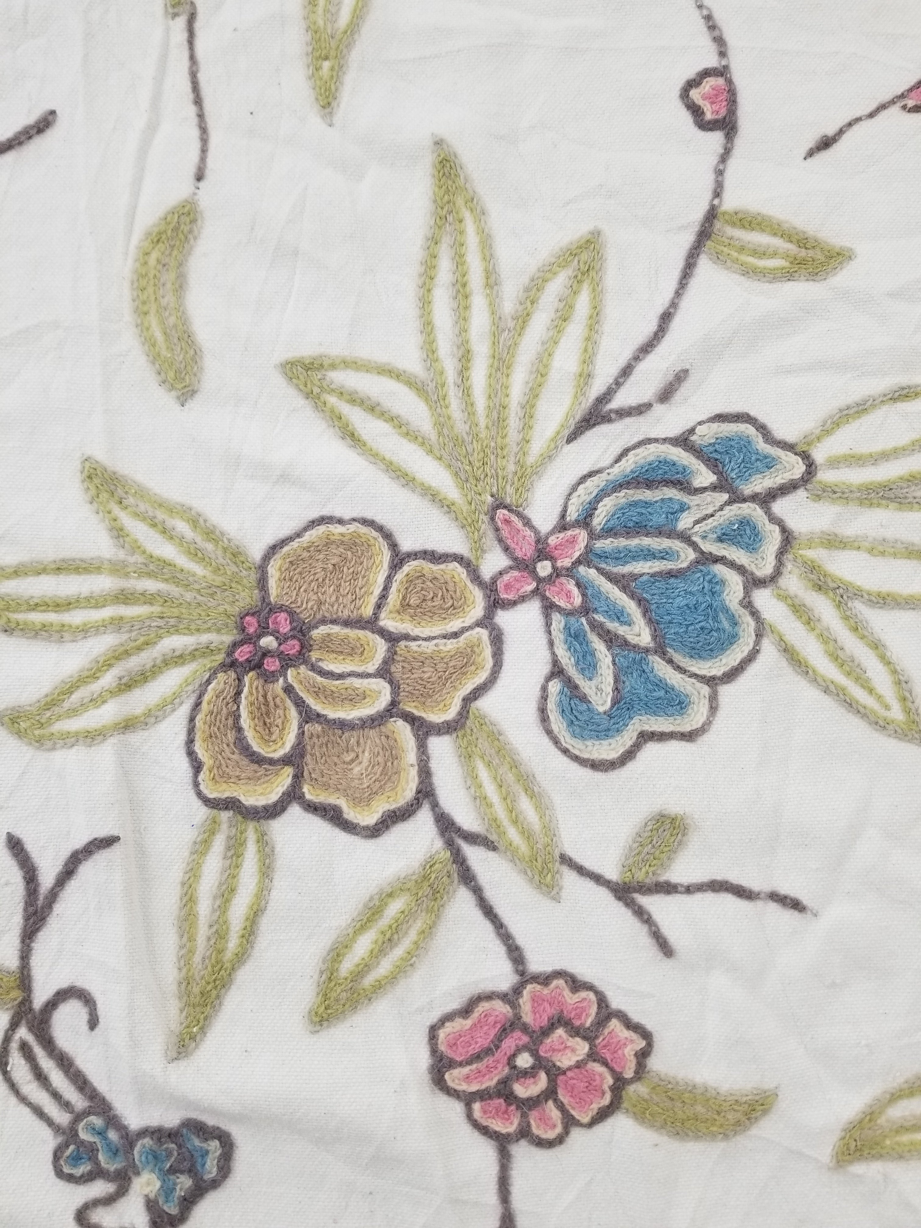 Vintage Traditional Kashmiri Wool Crewel Work Floral Textile 242x238cm