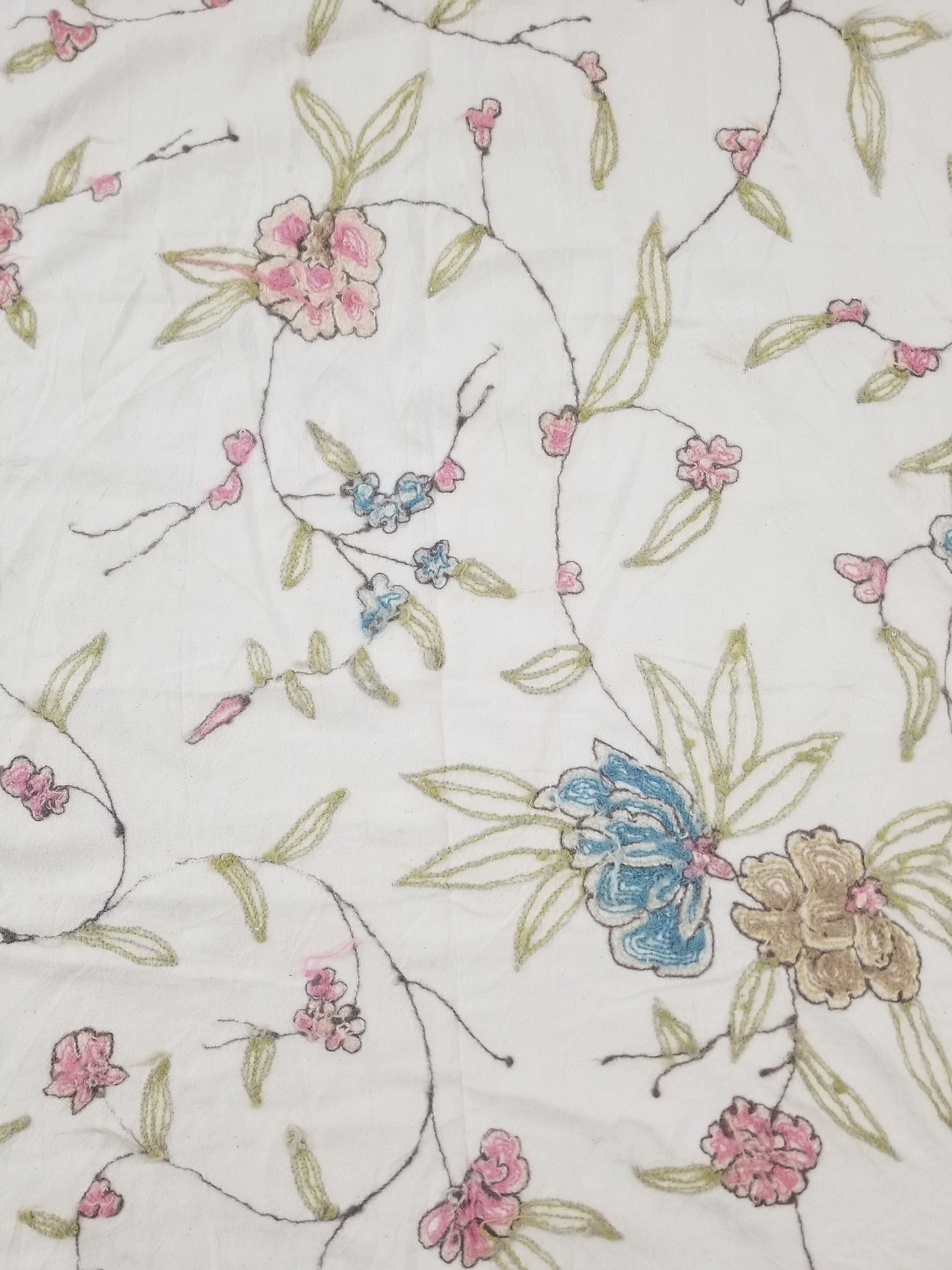Vintage Traditional Kashmiri Wool Crewel Work Floral Textile 241x176cm